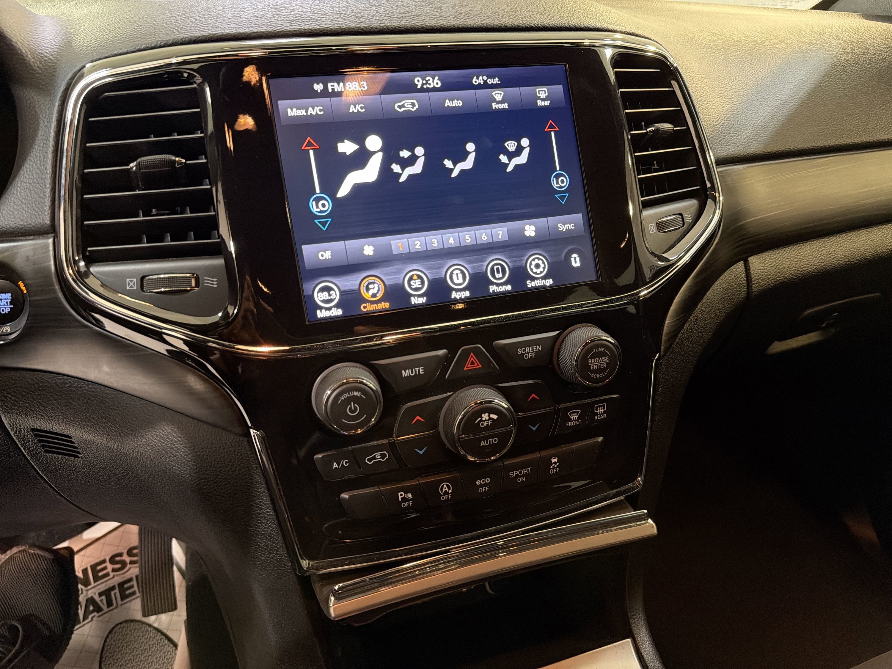 2022 Jeep Grand Cherokee WK Laredo E