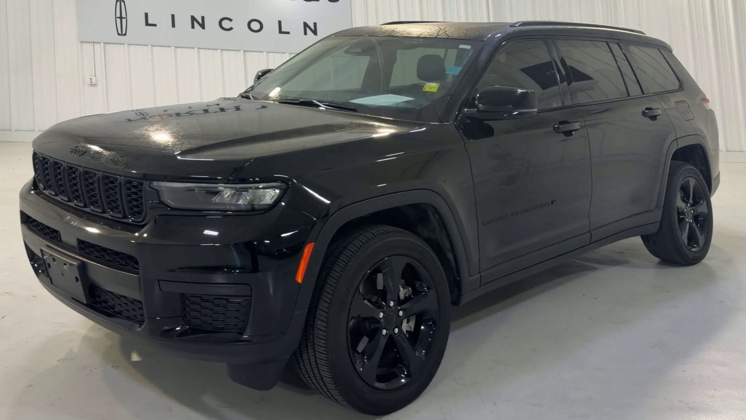 2023 Jeep Grand Cherokee L Altitude