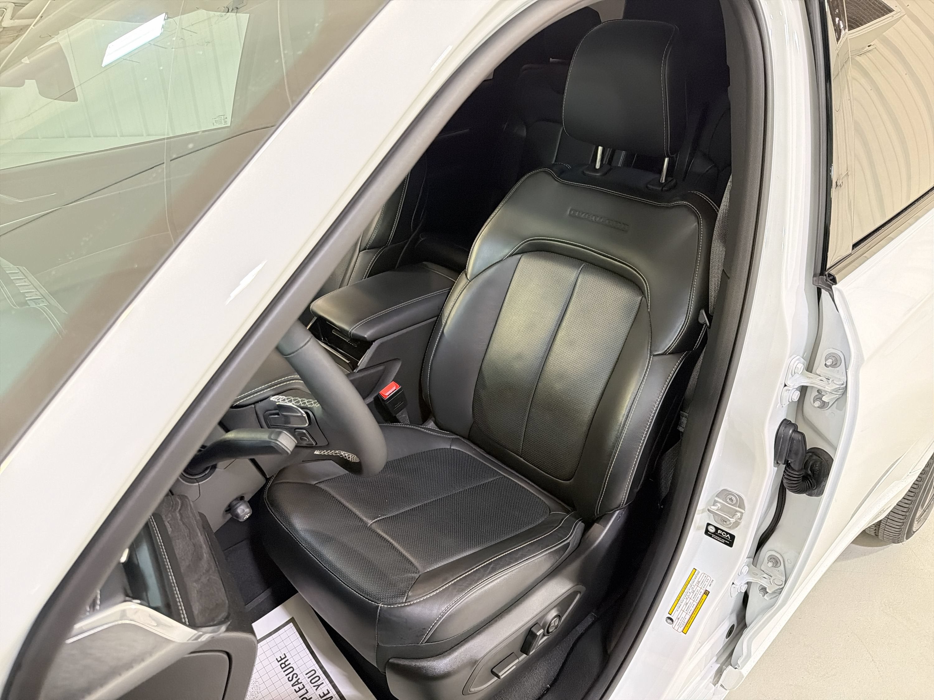 2025 Jeep Grand Cherokee L Overland