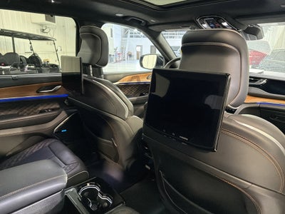 2023 Jeep Grand Cherokee L Summit Reserve