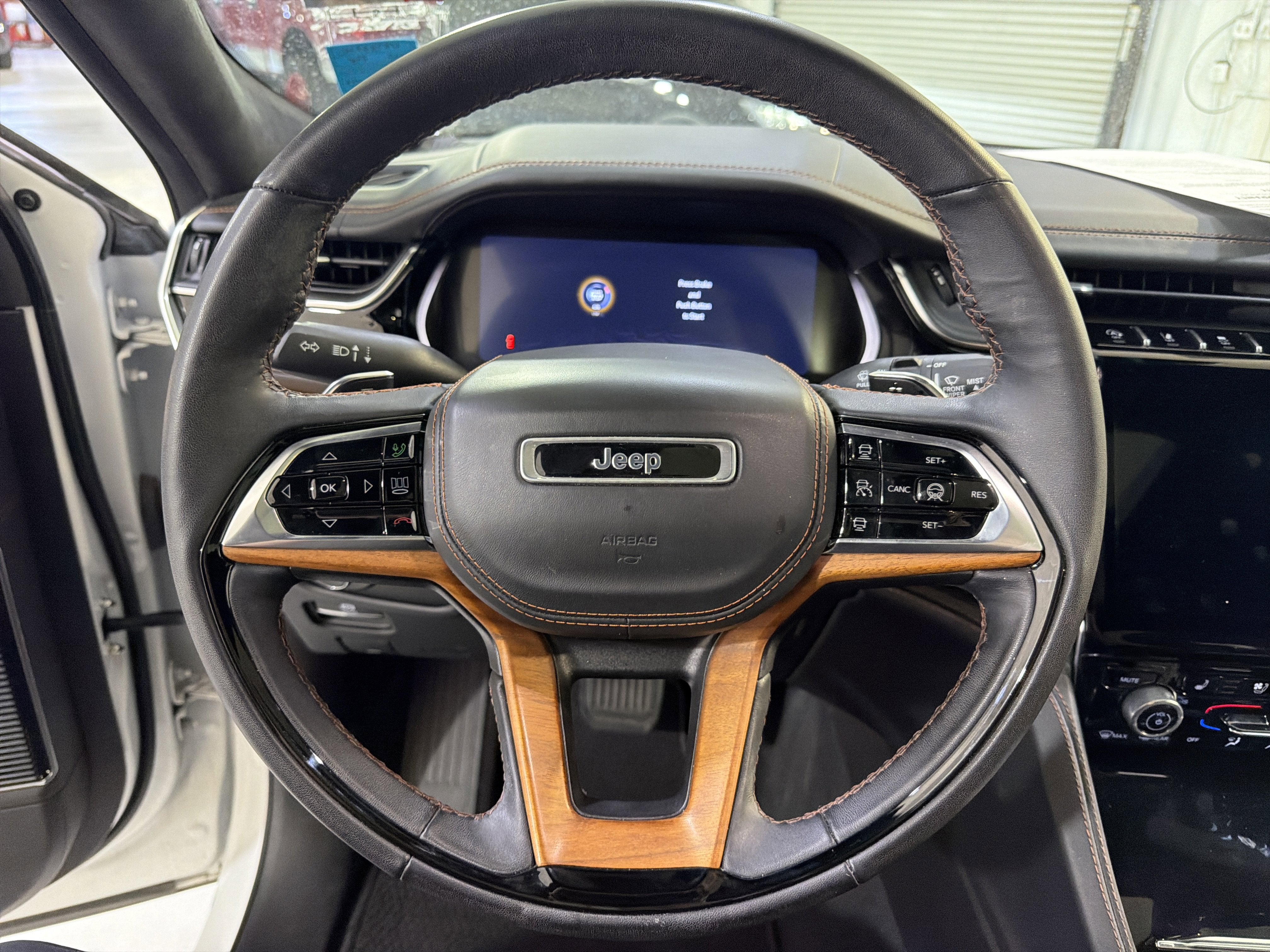 2023 Jeep Grand Cherokee L Summit Reserve