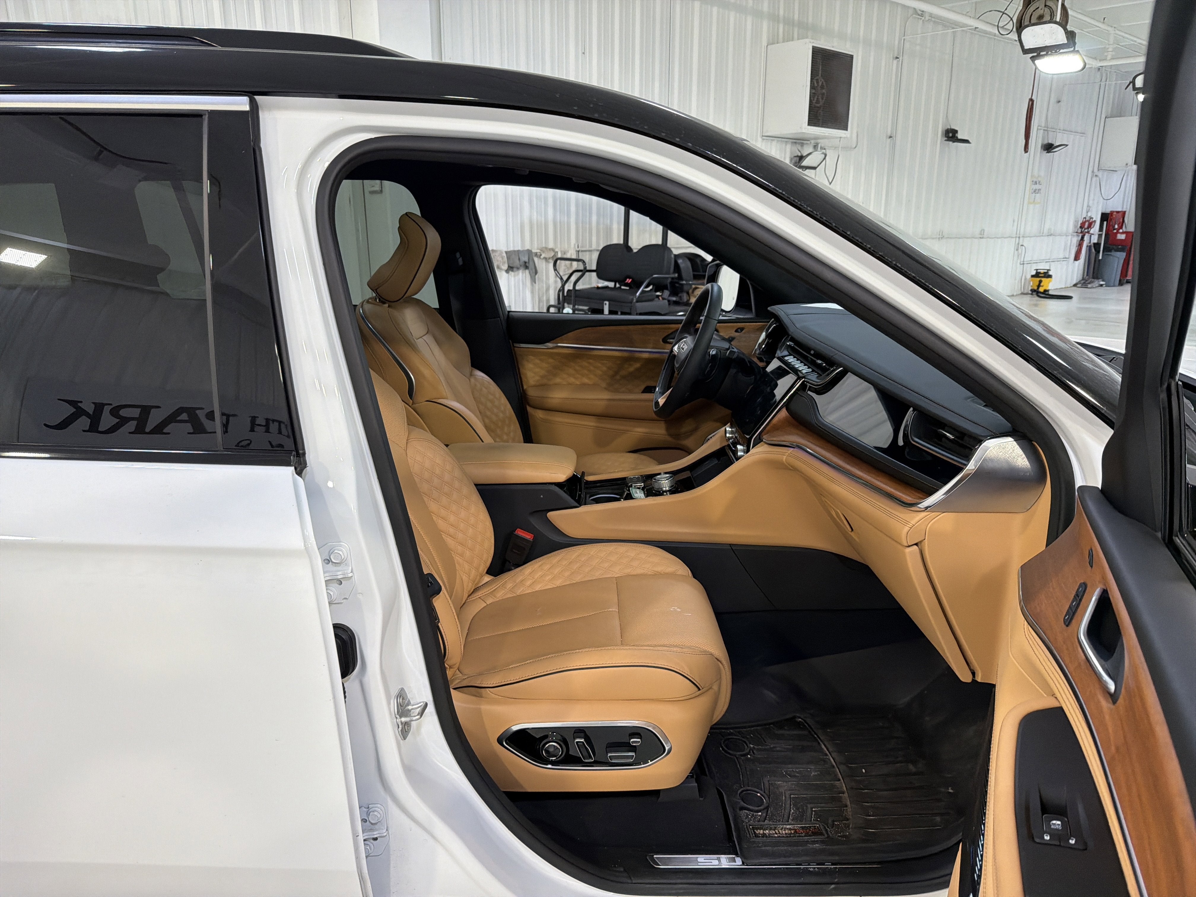 2025 Jeep Grand Cherokee L Summit Reserve