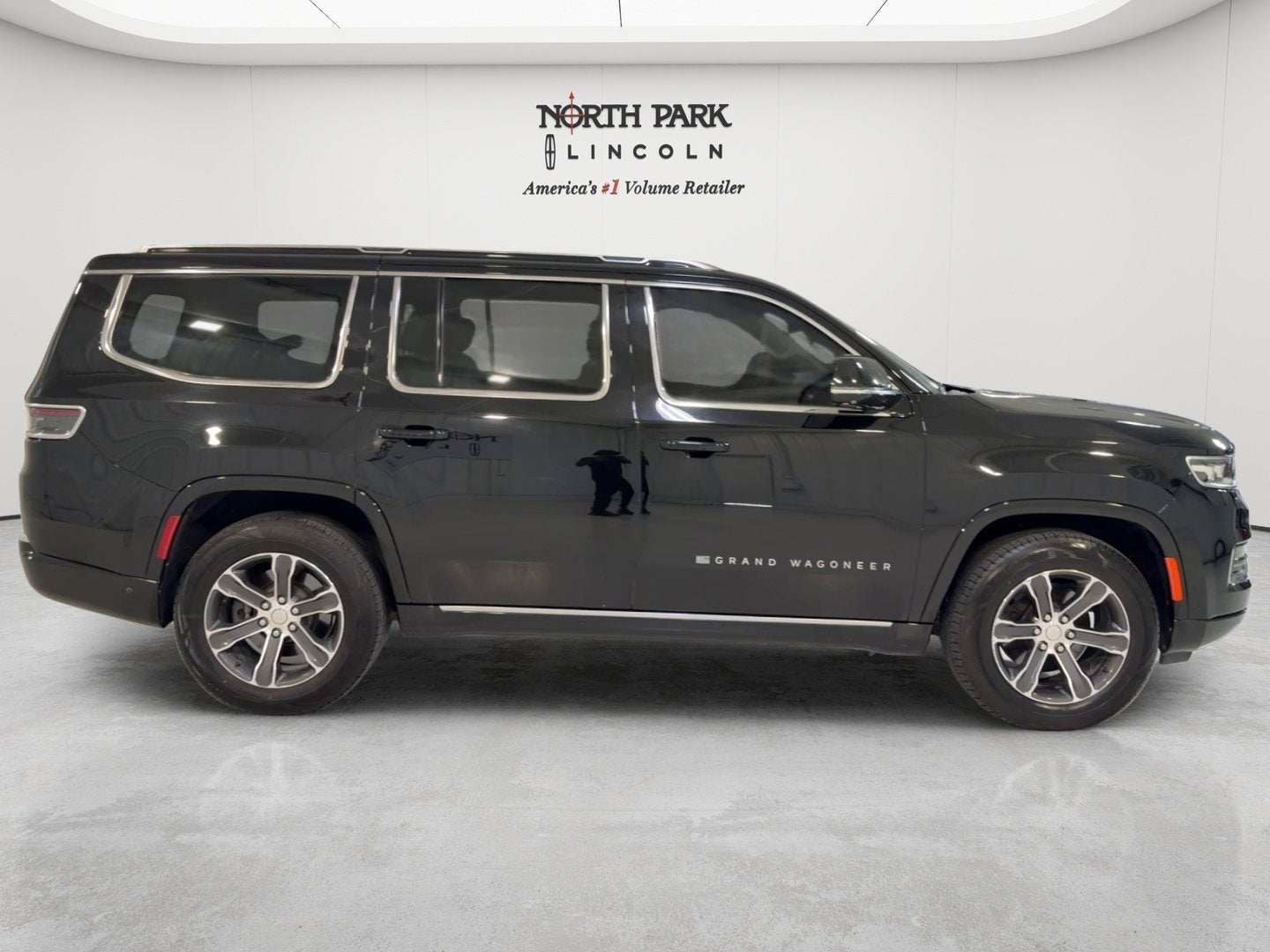 2022 Jeep Grand Wagoneer Series I