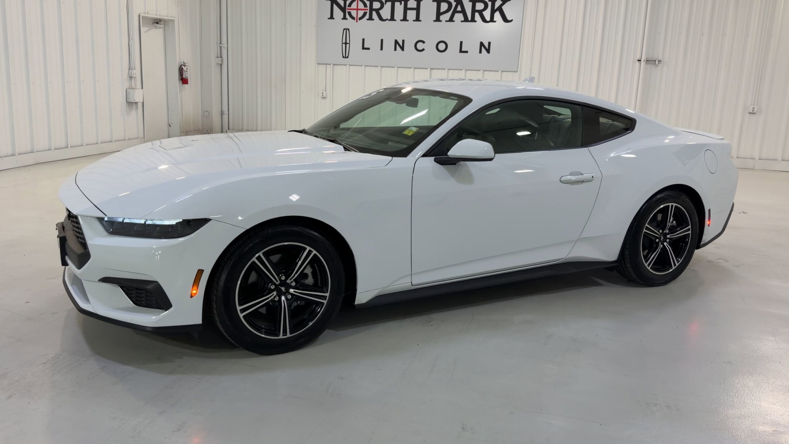 2025 Ford Mustang EcoBoost Premium