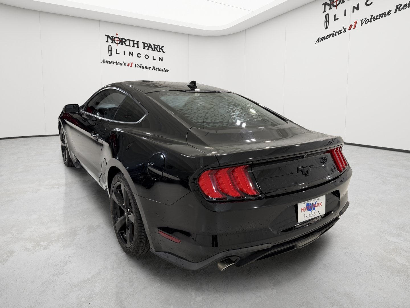 2021 Ford Mustang EcoBoost