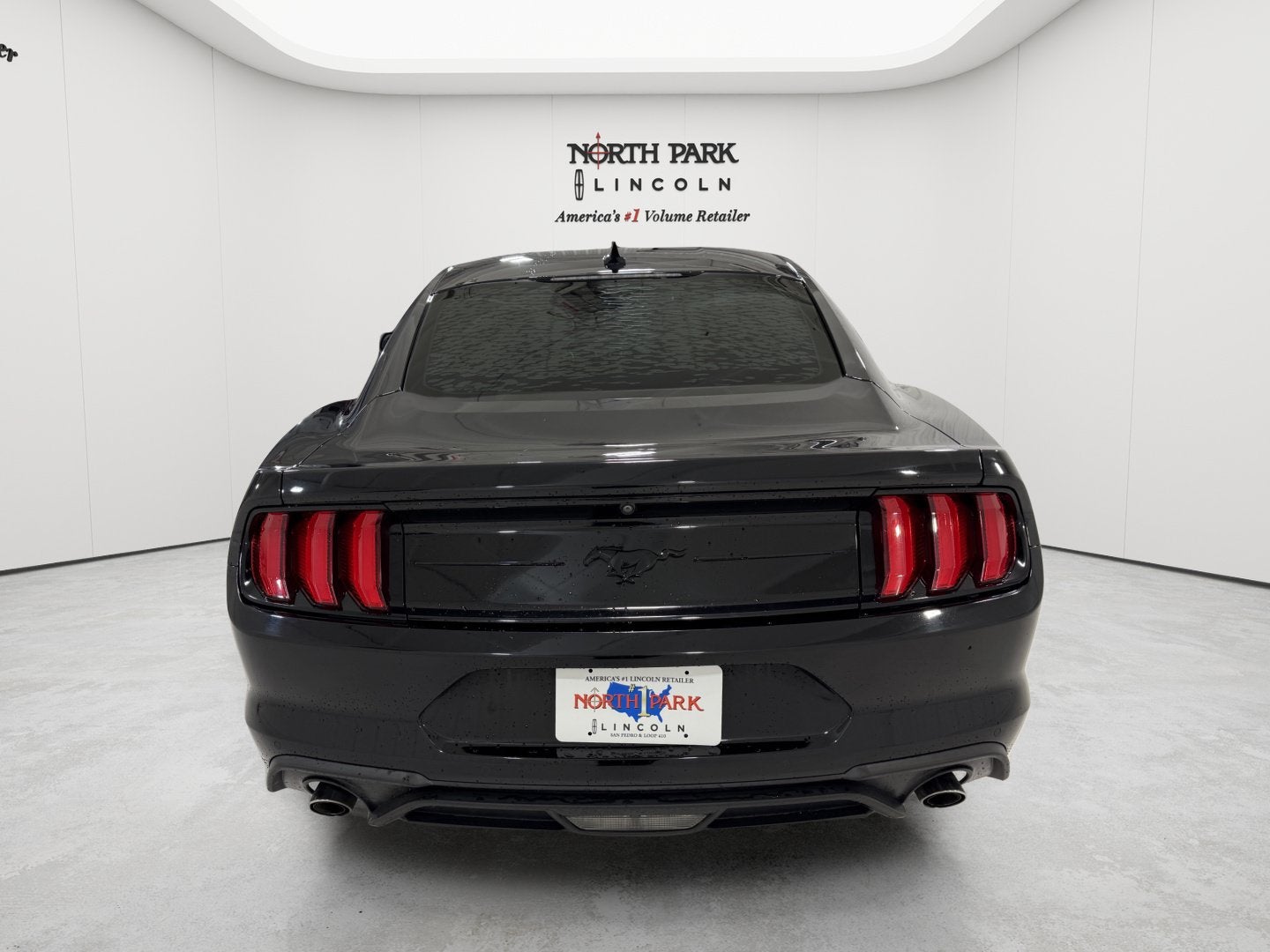 2021 Ford Mustang EcoBoost