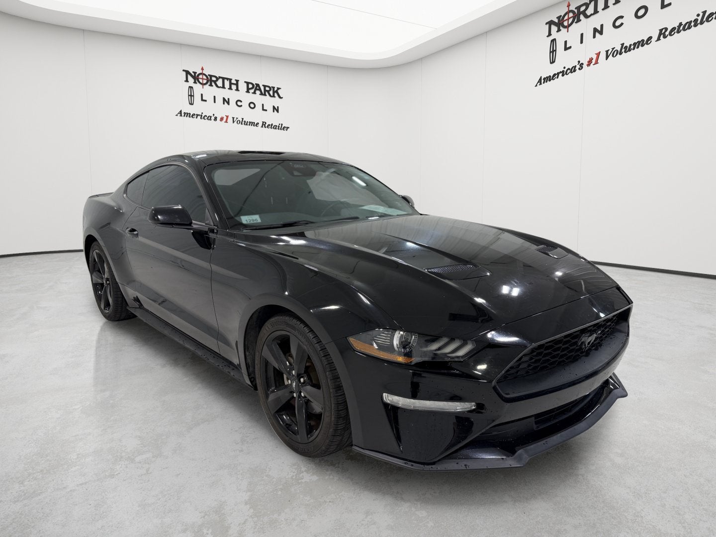 2021 Ford Mustang EcoBoost