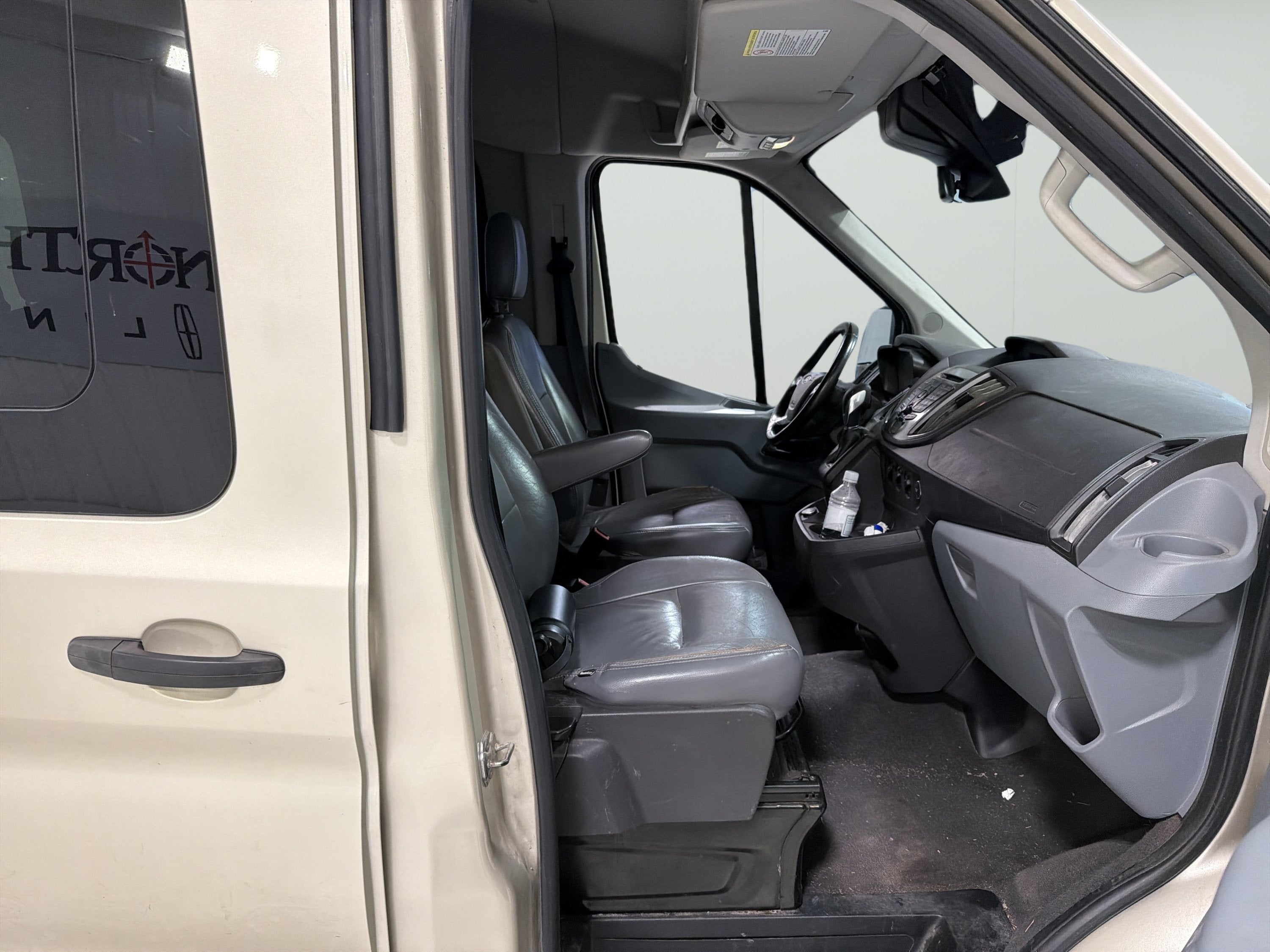 2017 Ford Transit Wagon XLT