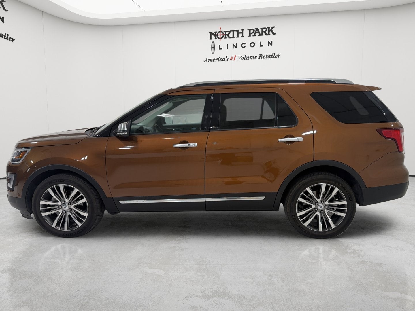 2017 Ford Explorer Platinum