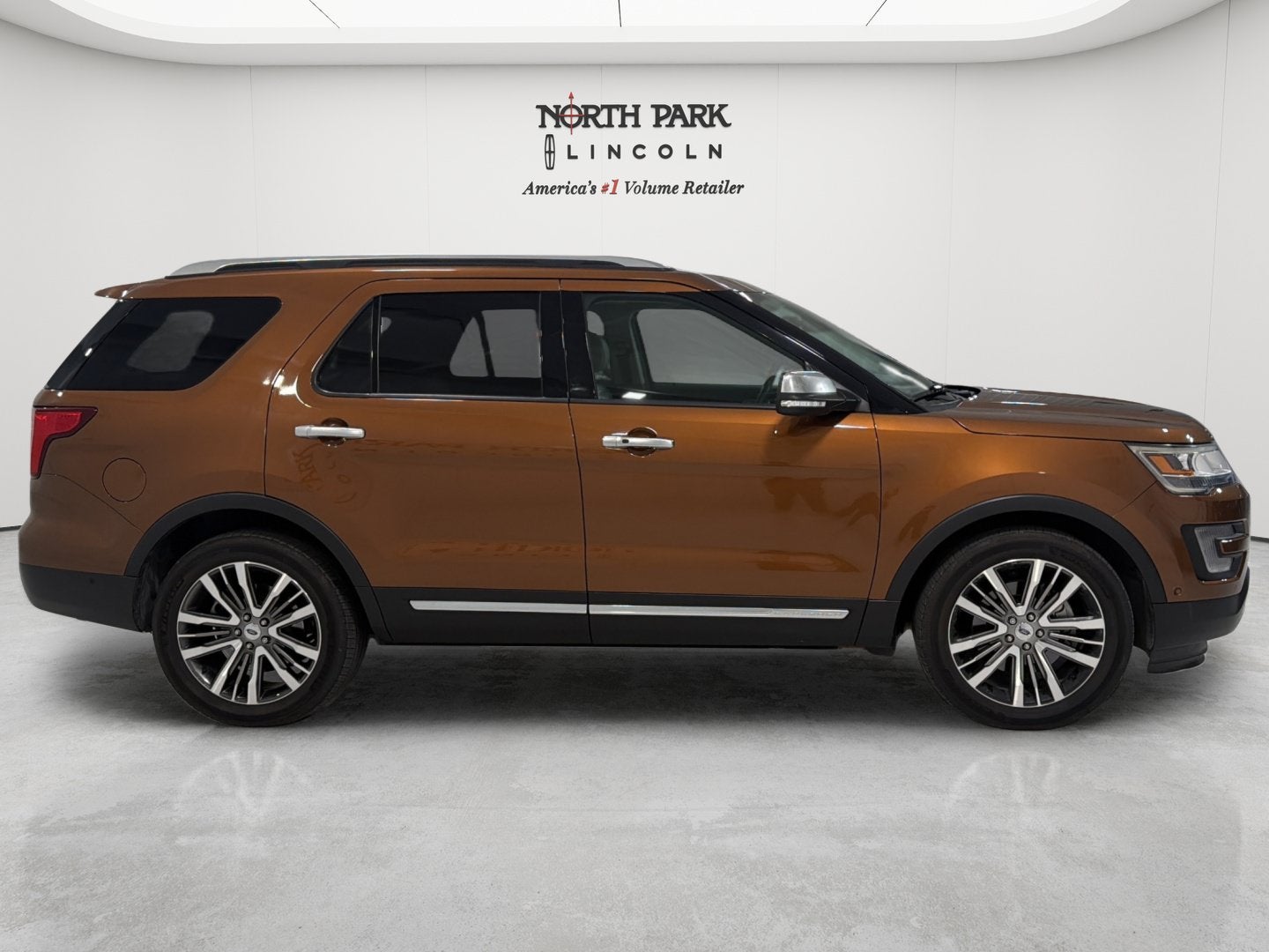 2017 Ford Explorer Platinum