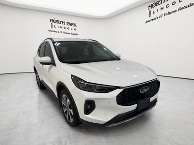 2025 Ford Escape Platinum