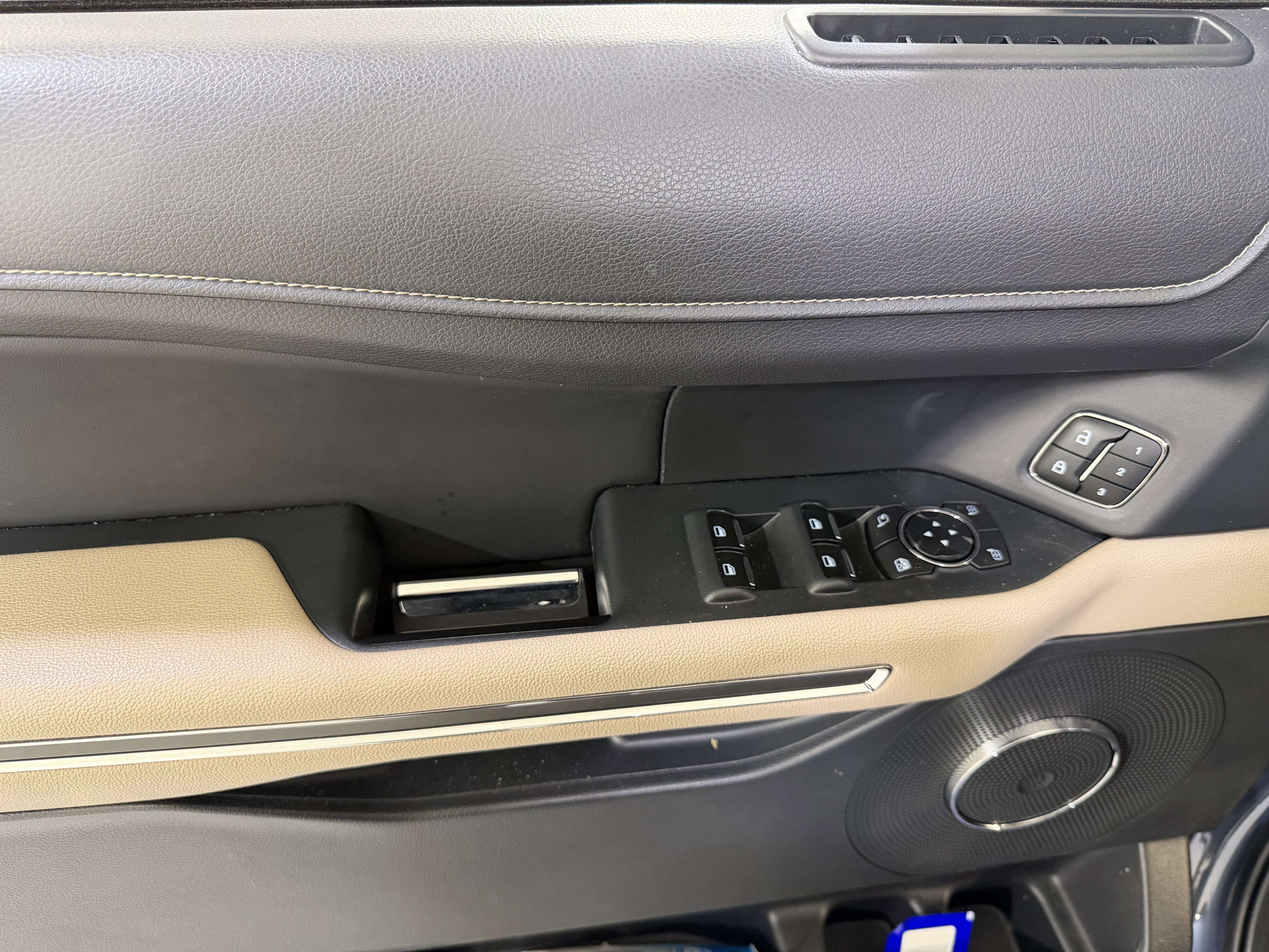 2023 Ford Expedition Max XLT