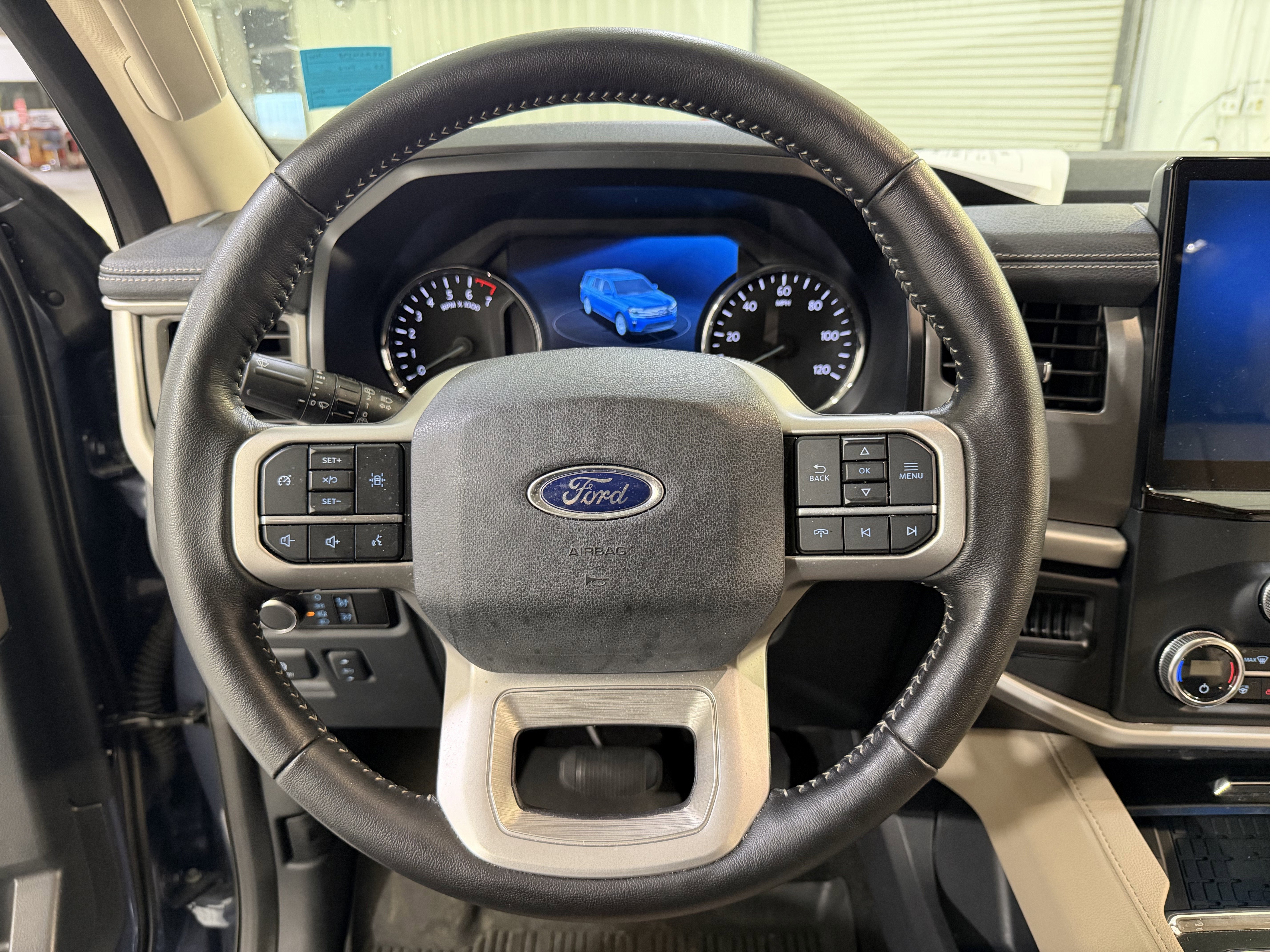 2023 Ford Expedition Max XLT