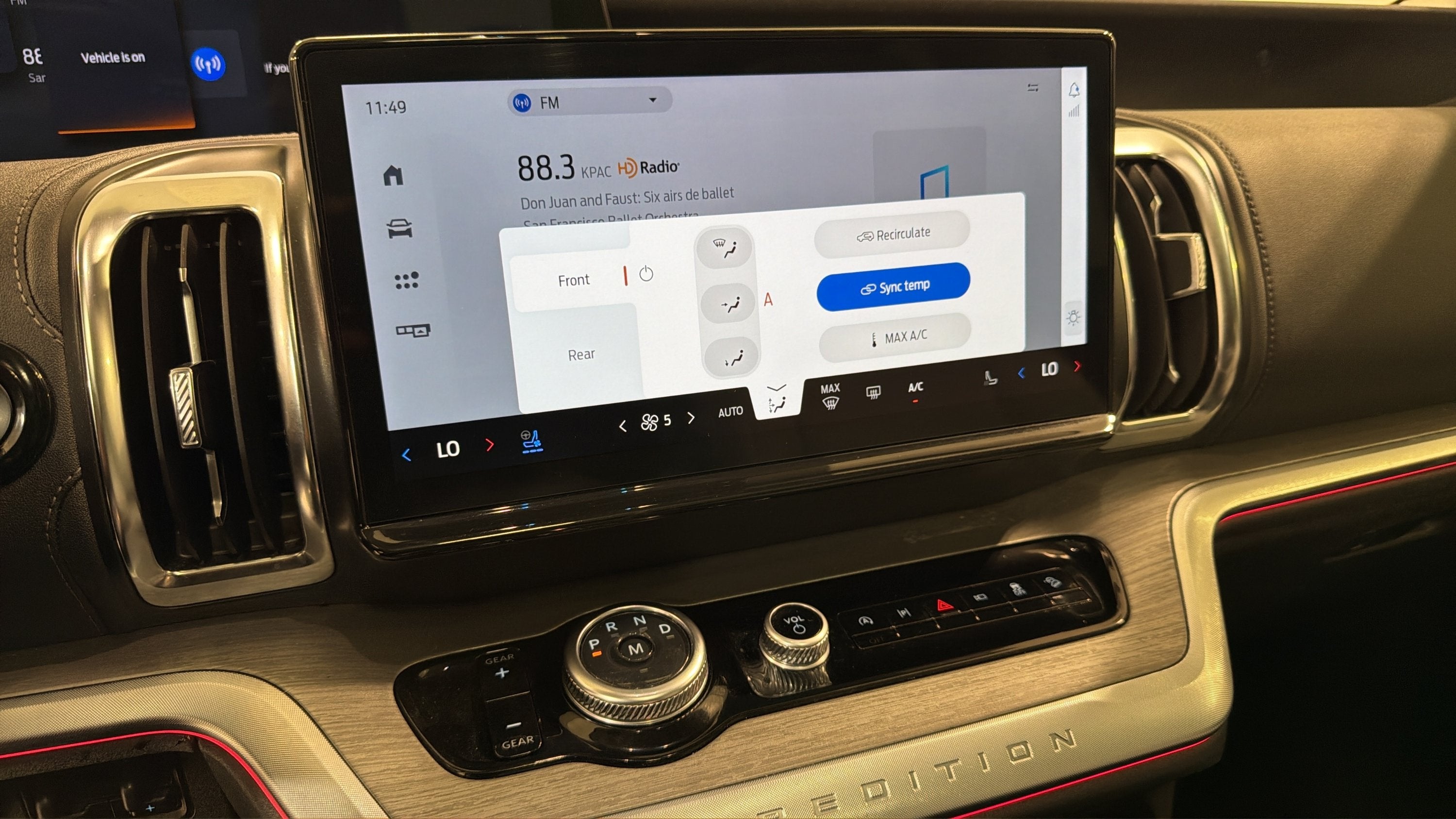 2025 Ford Expedition Platinum
