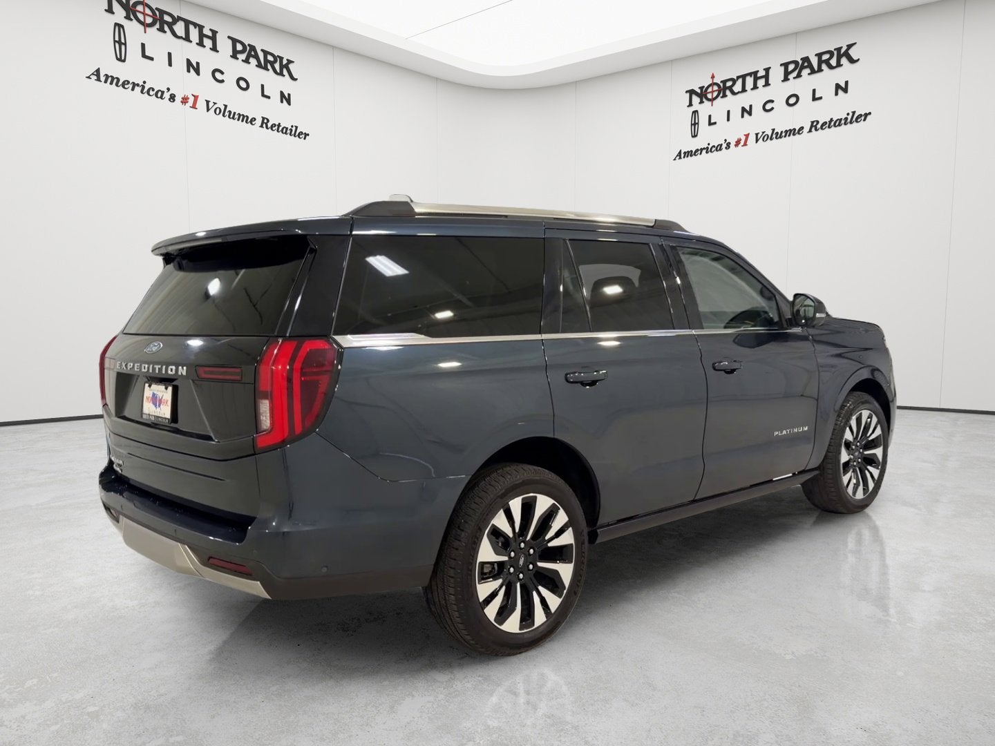 2025 Ford Expedition Platinum