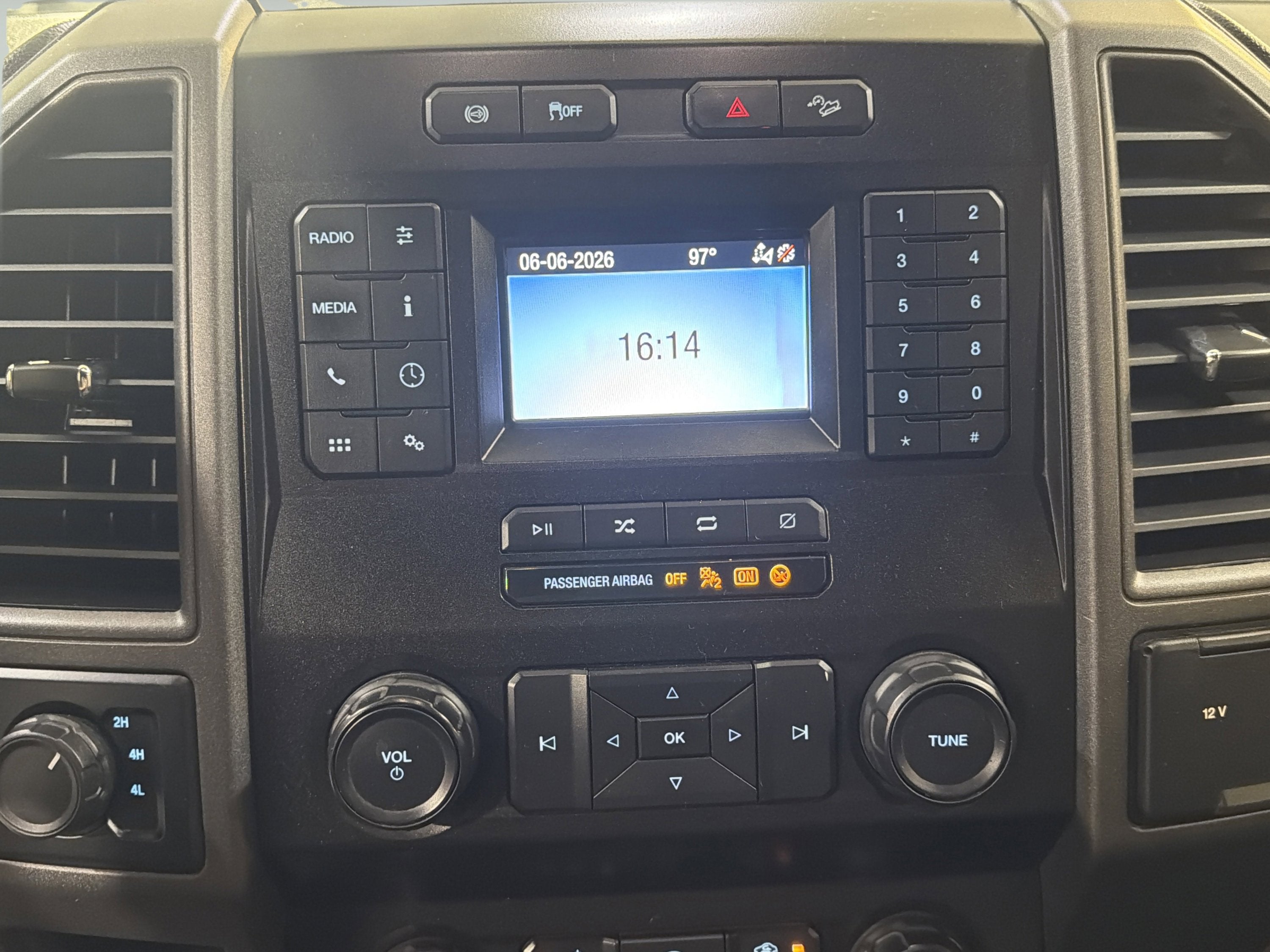 2022 Ford Super Duty F-250 SRW XL