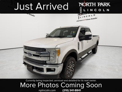 2017 Ford Super Duty F-350 SRW Lariat