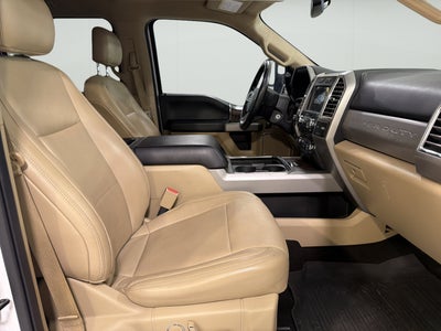 2017 Ford Super Duty F-350 SRW Lariat