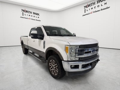 2017 Ford Super Duty F-350 SRW Lariat