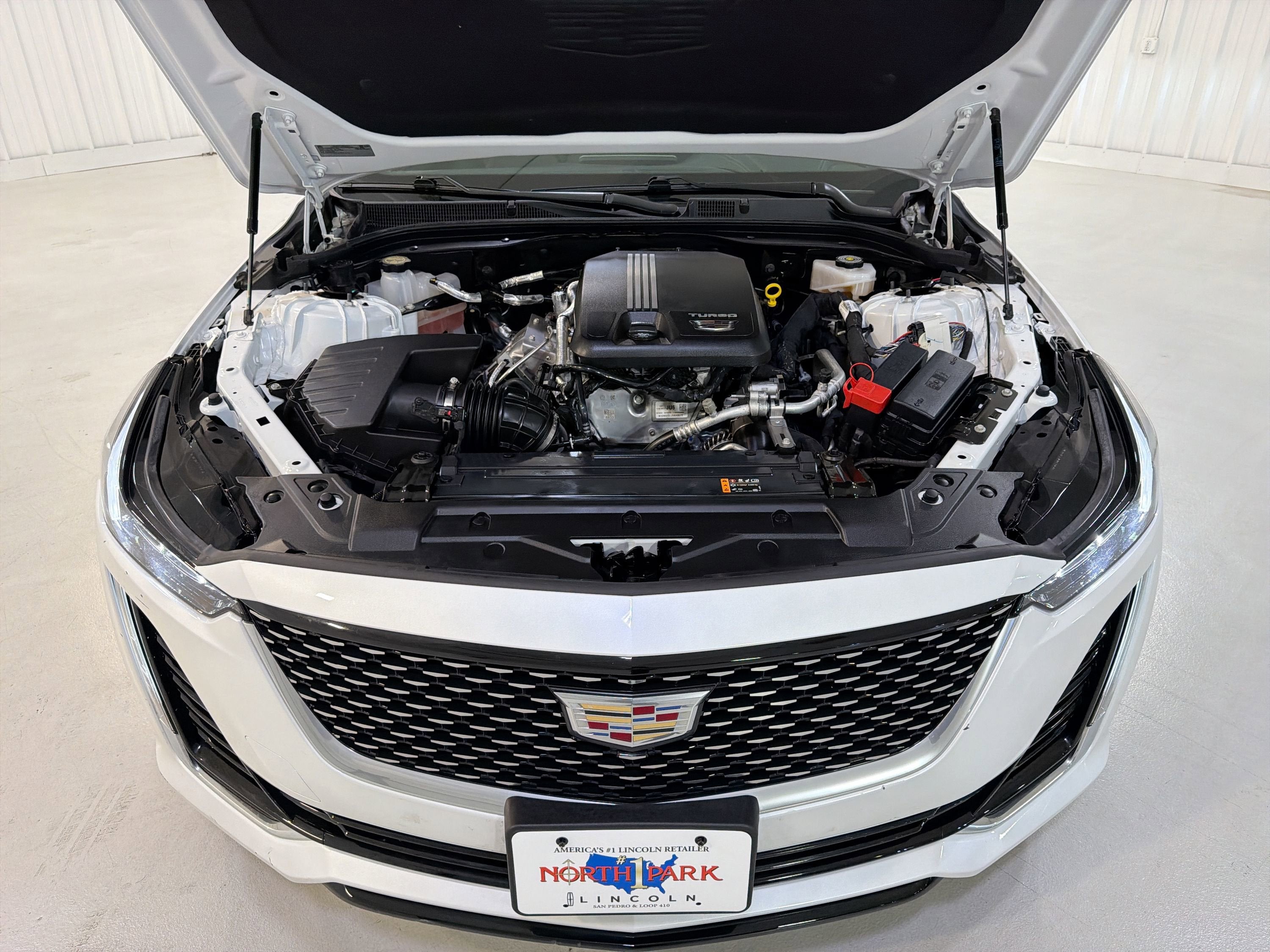 2024 Cadillac CT5 Luxury