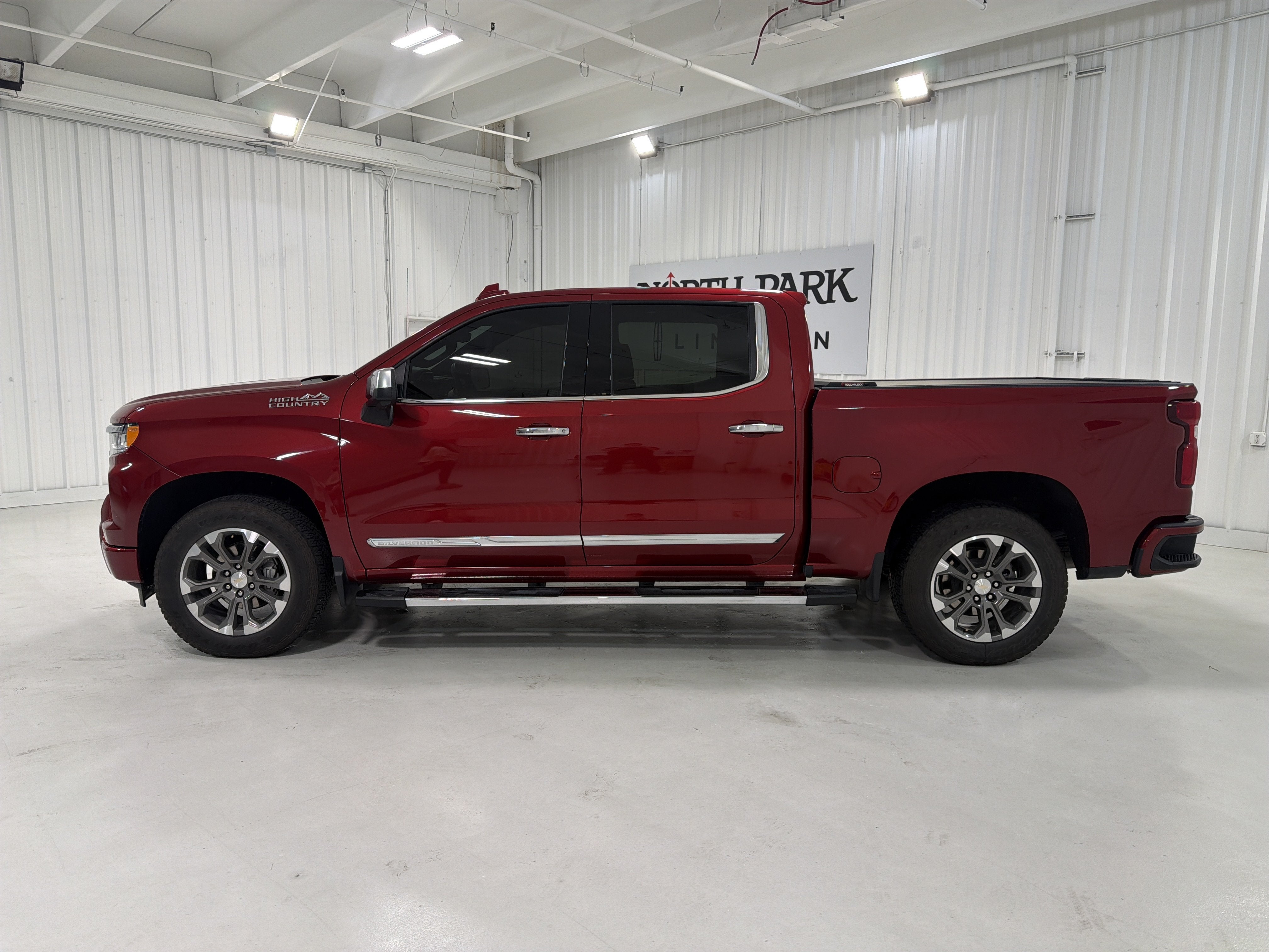 2023 Chevrolet Silverado 1500 High Country