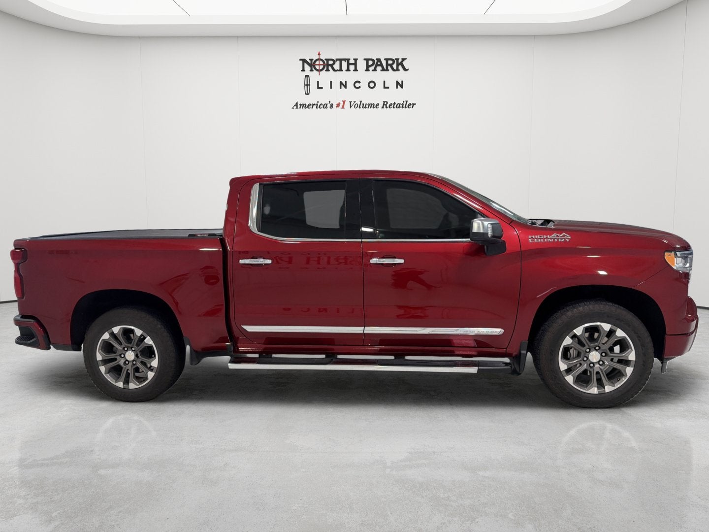 2023 Chevrolet Silverado 1500 High Country