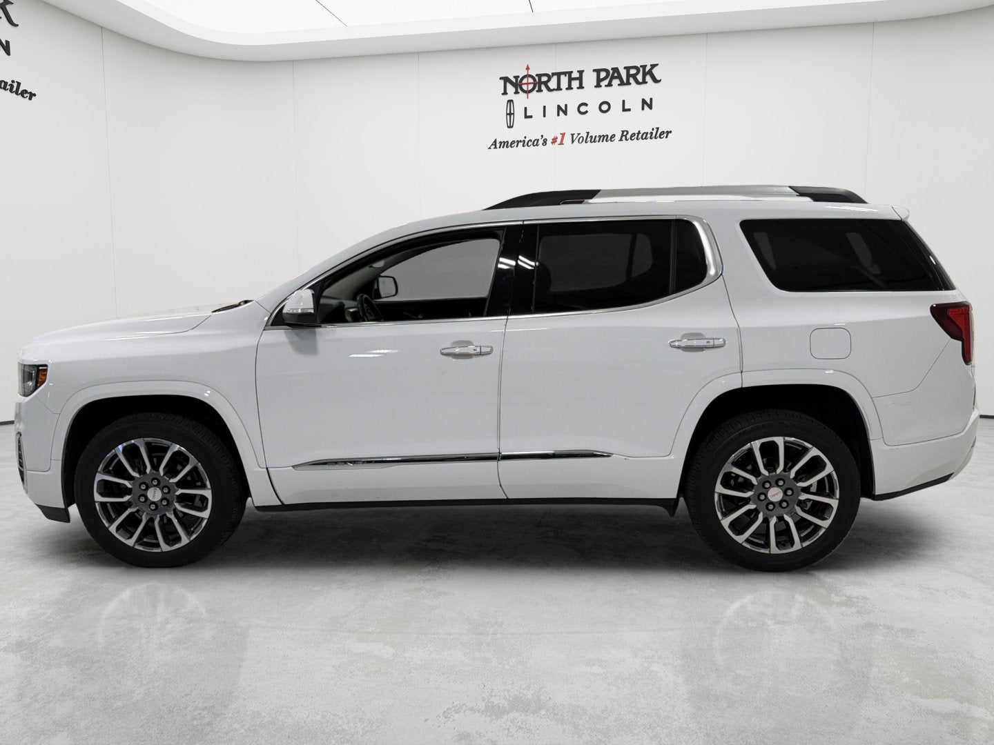 2021 GMC Acadia Denali