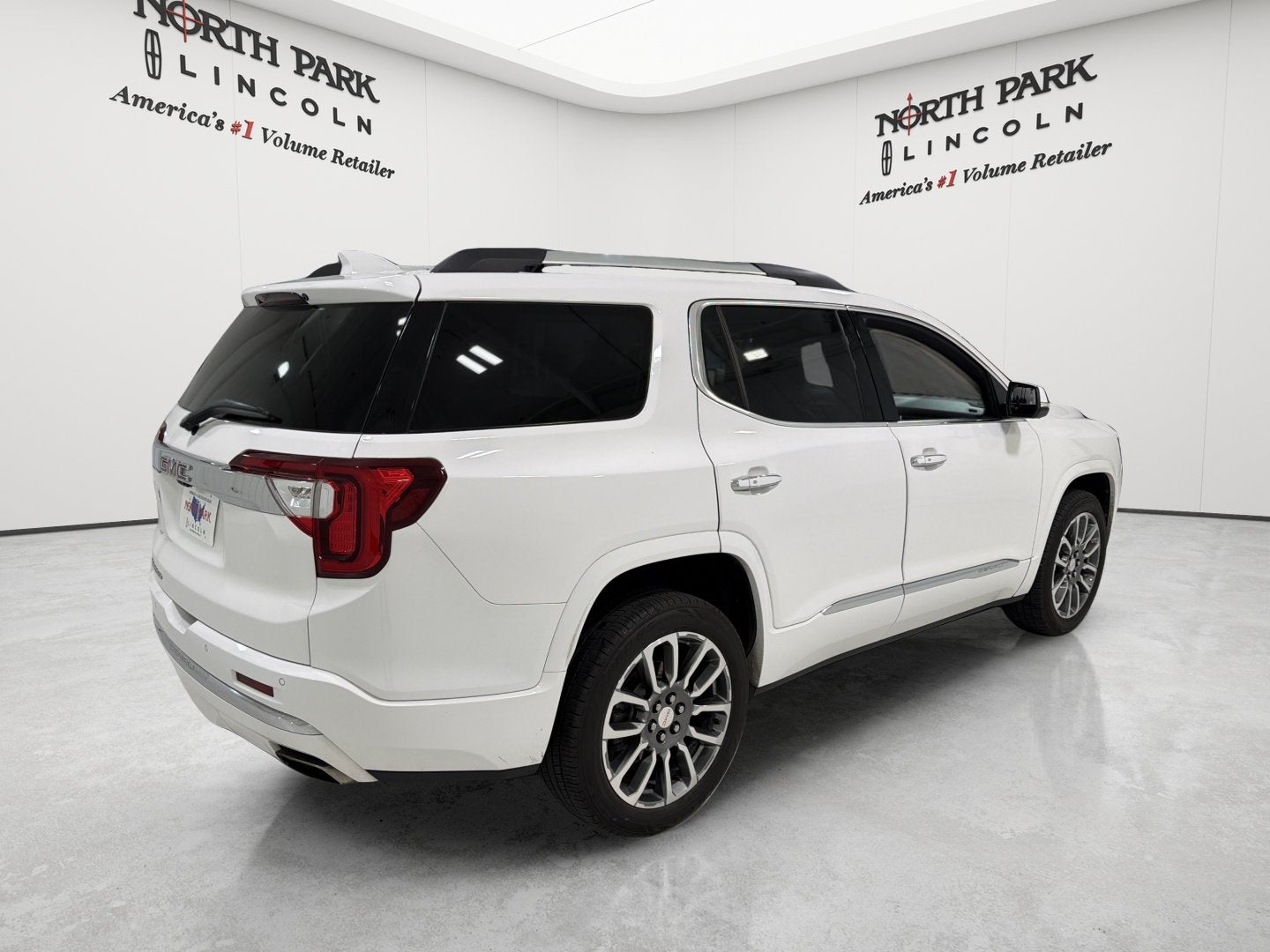 2021 GMC Acadia Denali