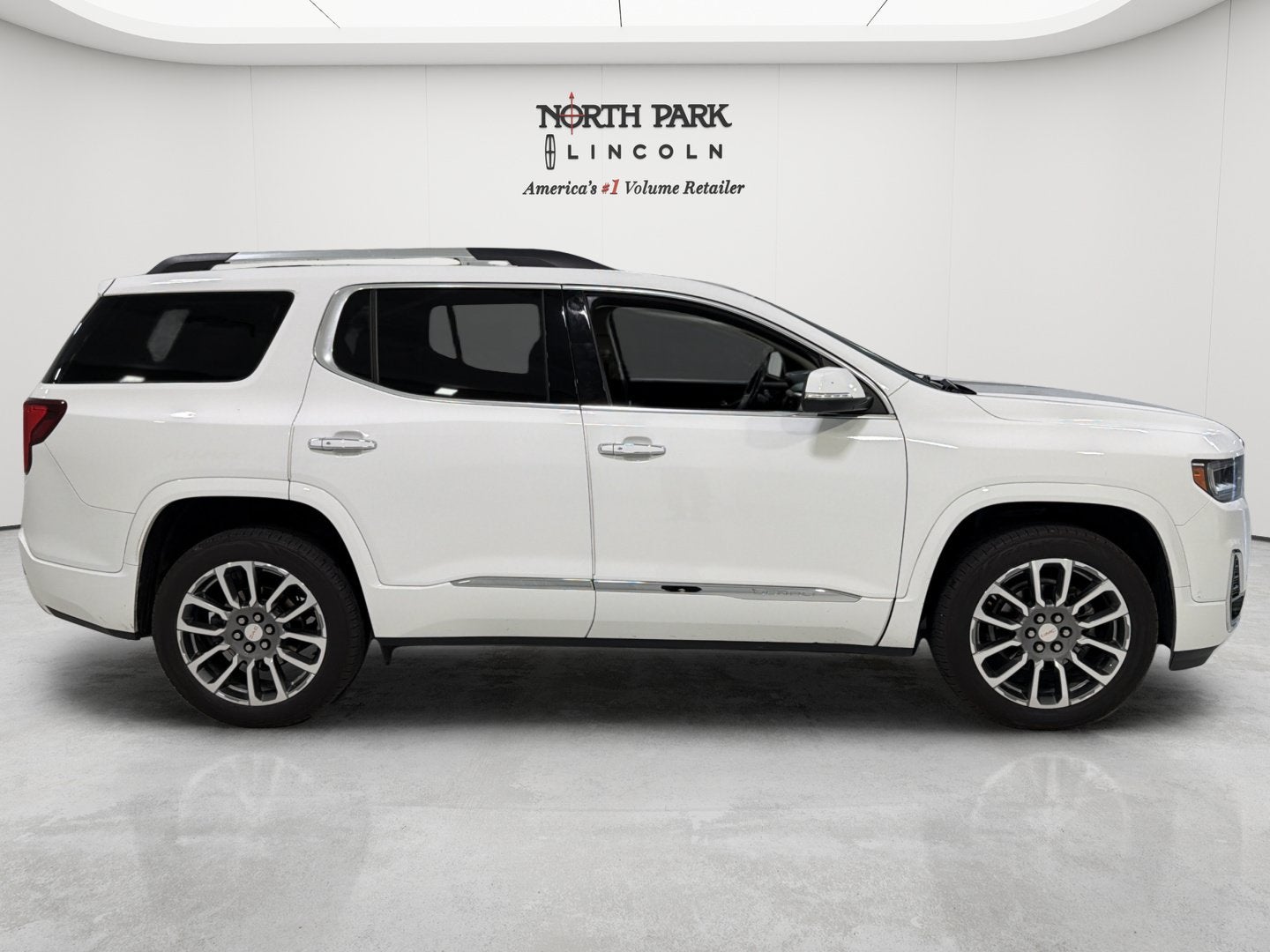 2021 GMC Acadia Denali