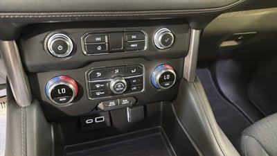 2024 GMC Yukon SLE
