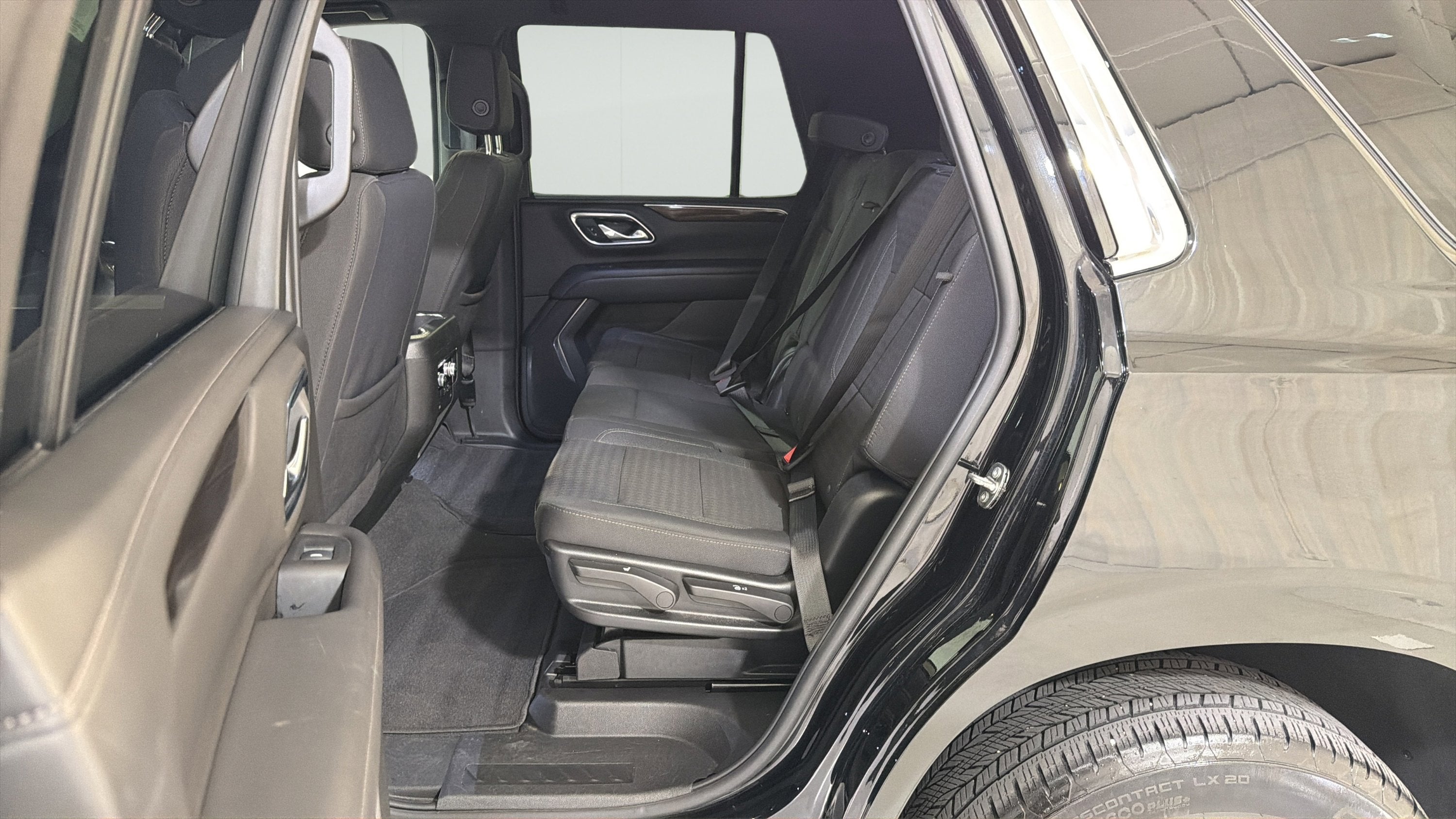 2024 GMC Yukon SLE
