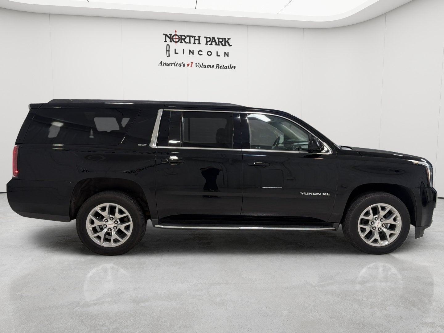 2019 GMC Yukon XL SLT
