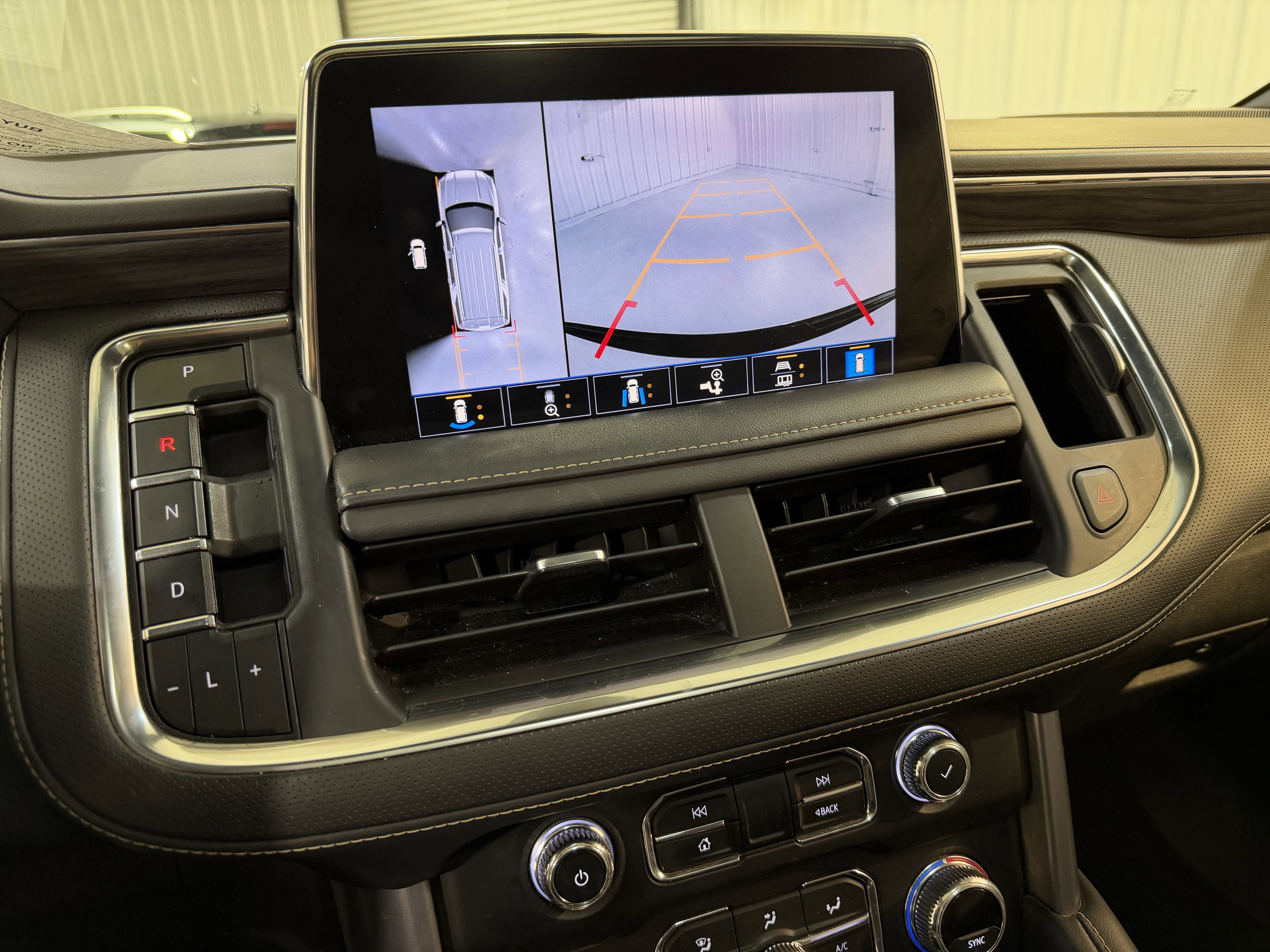 2021 GMC Yukon XL SLT