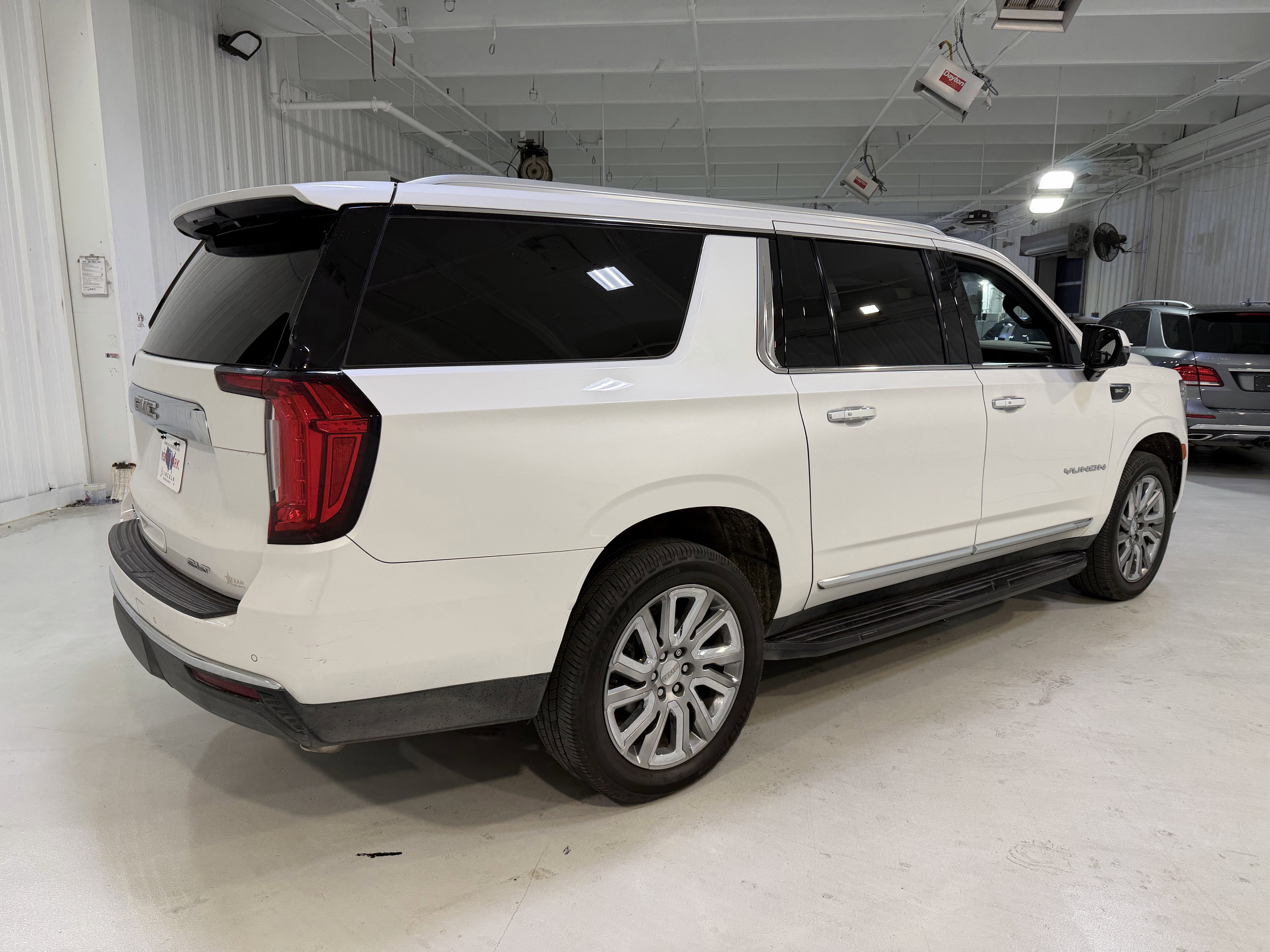 2021 GMC Yukon XL SLT