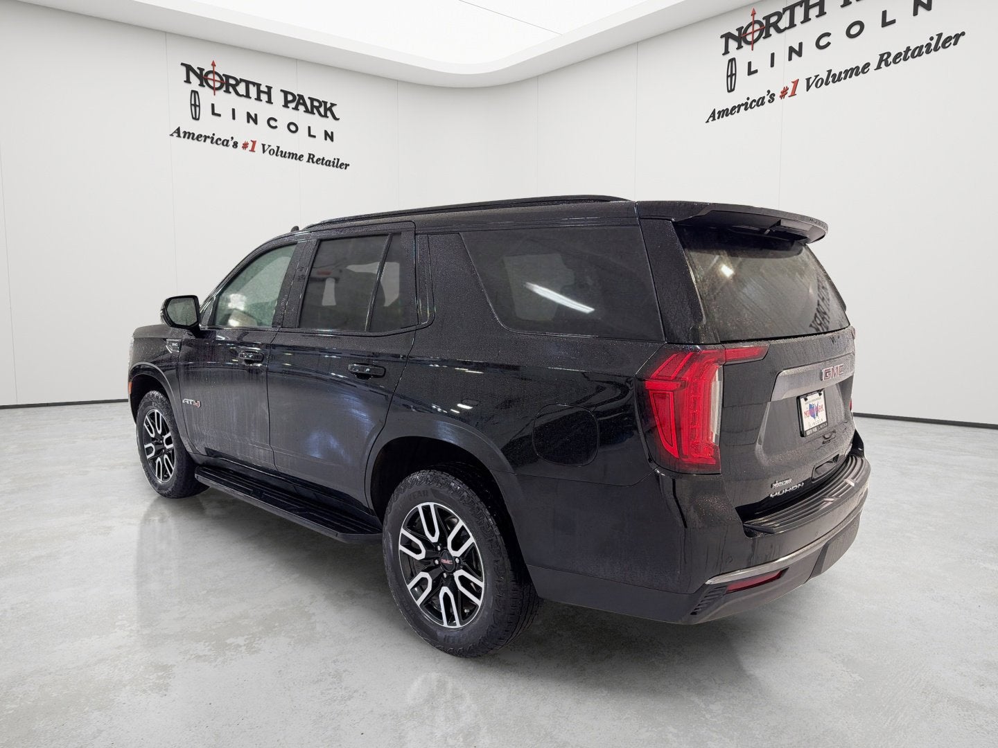 2024 GMC Yukon AT4