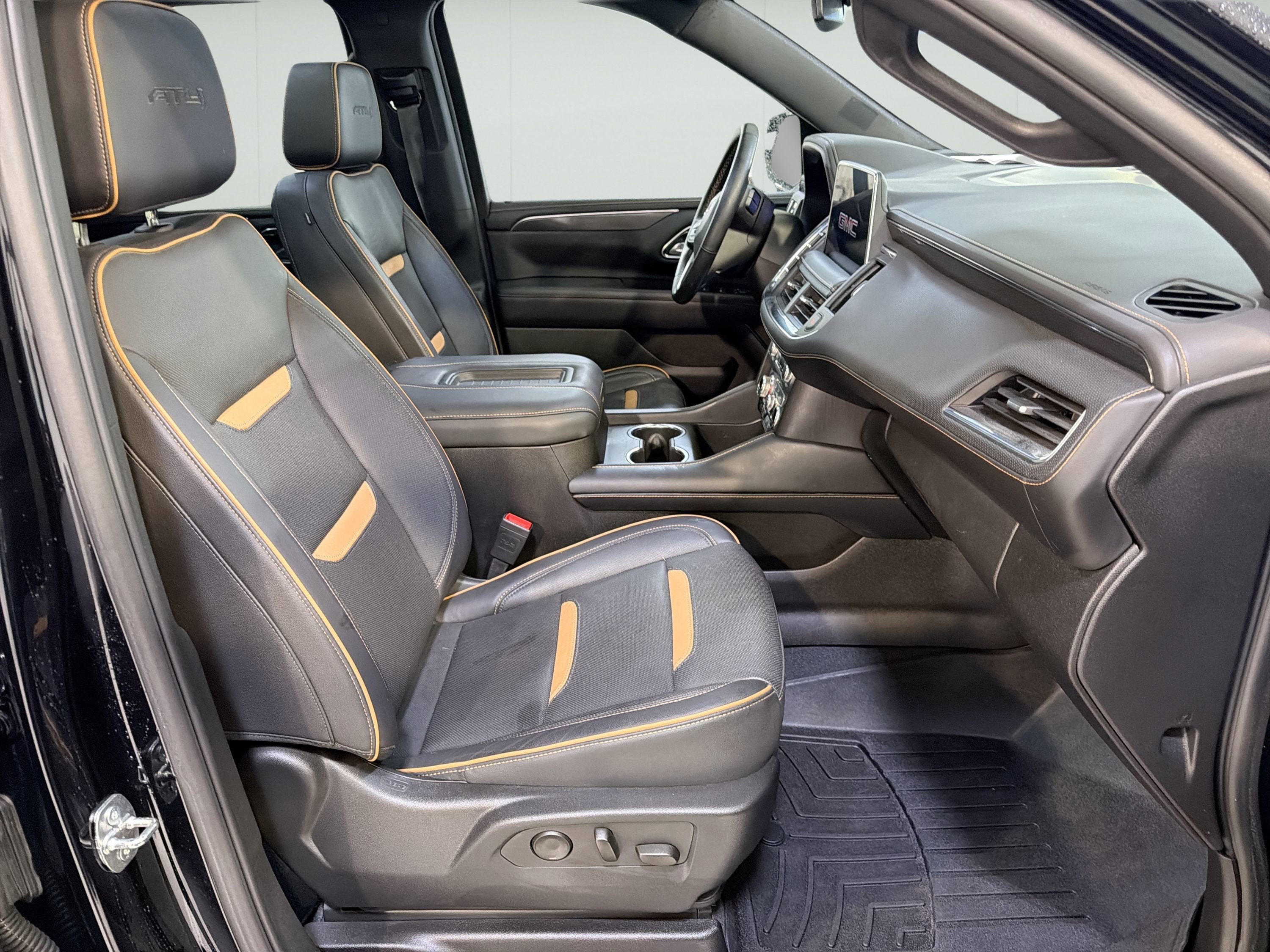 2024 GMC Yukon AT4