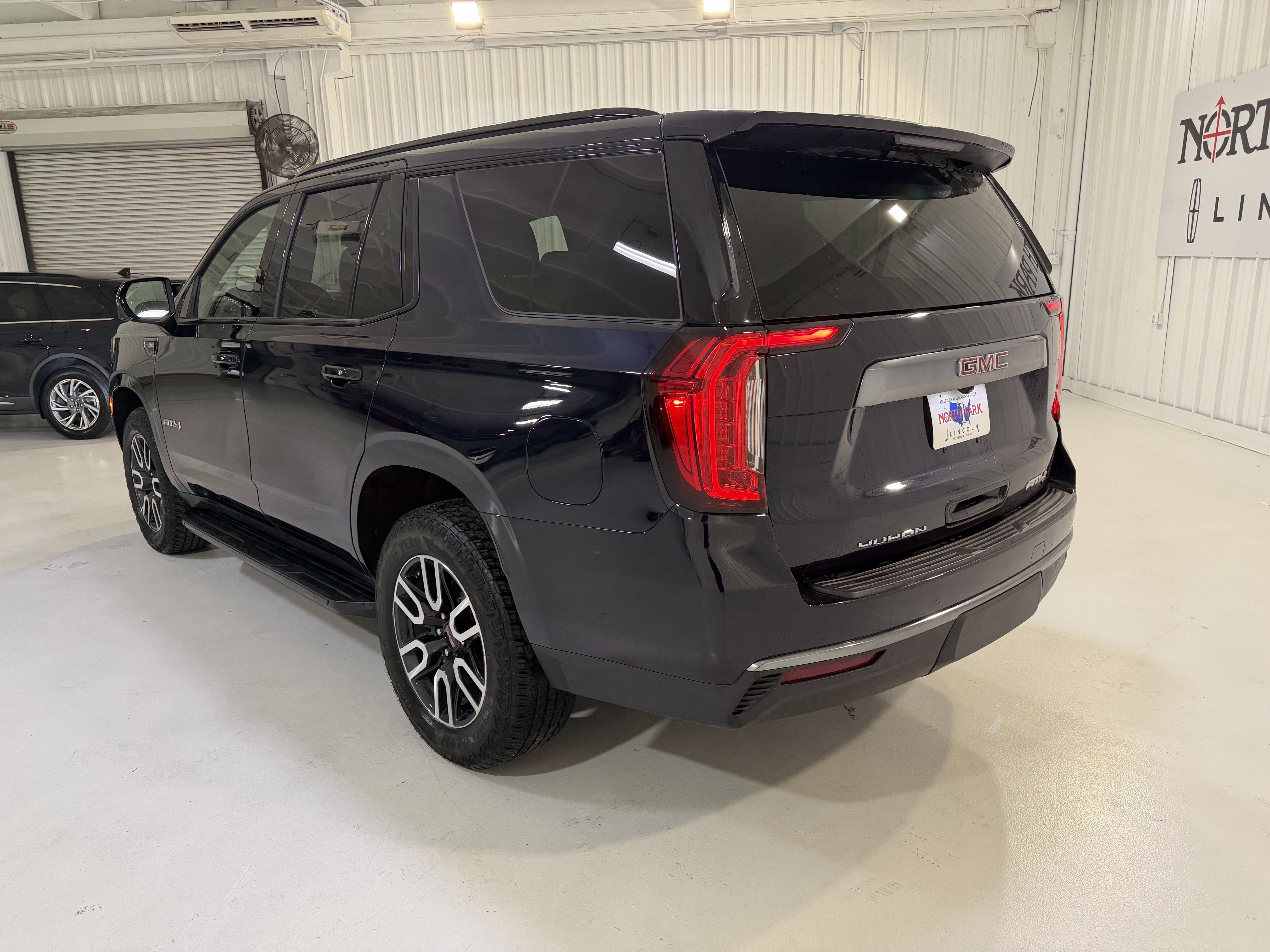 2024 GMC Yukon AT4