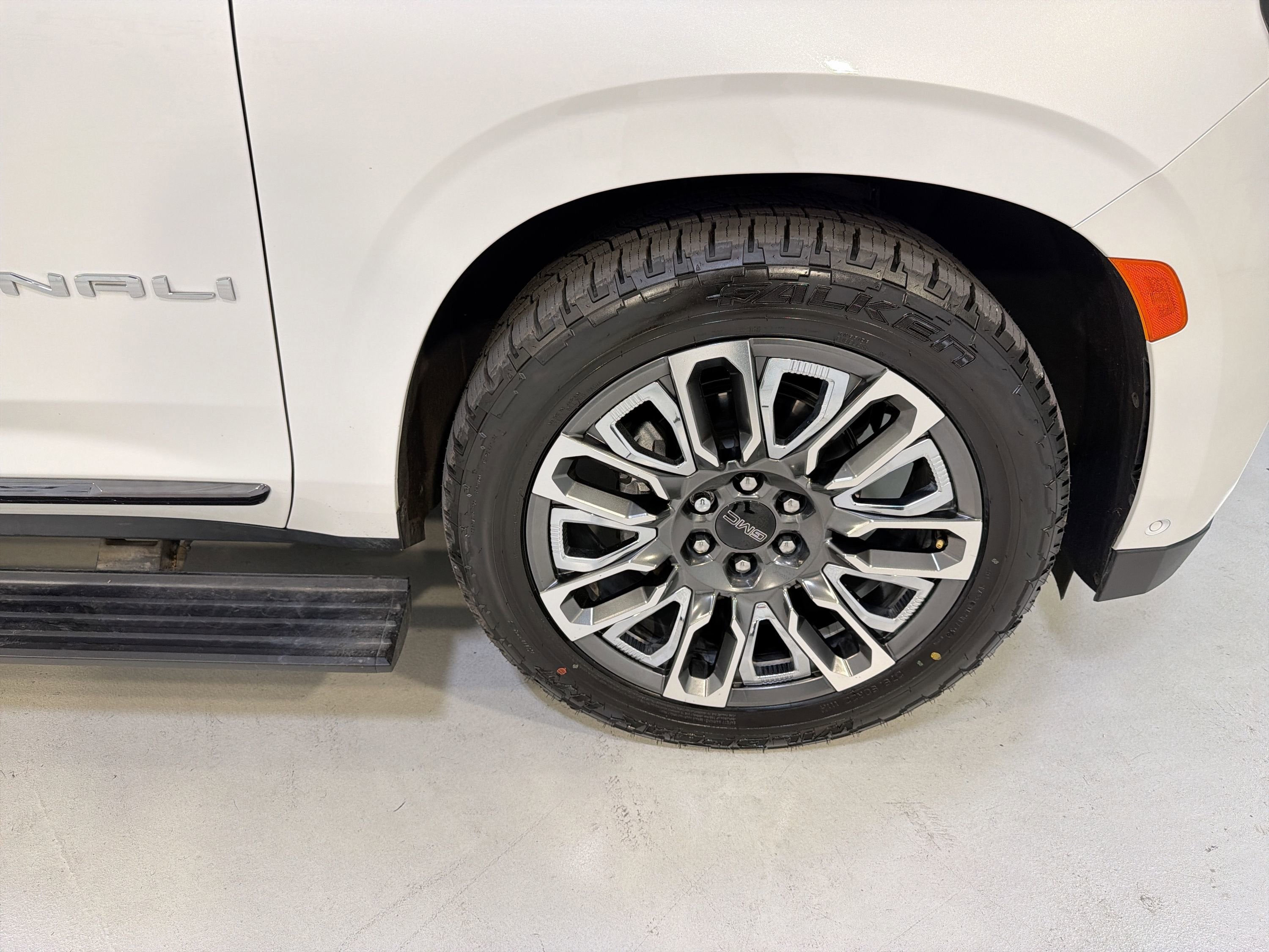 2024 GMC Yukon Denali Ultimate