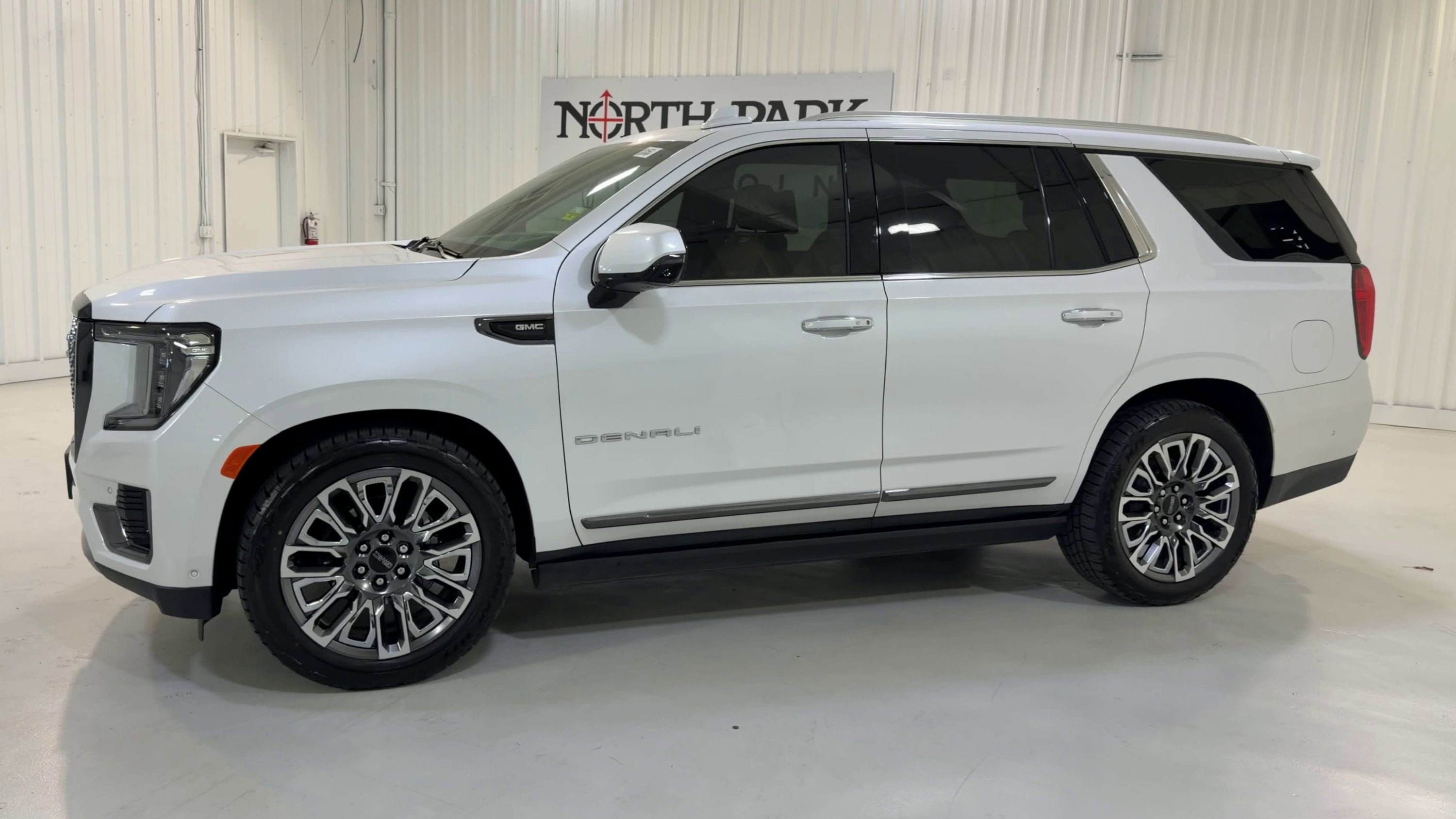2024 GMC Yukon Denali Ultimate
