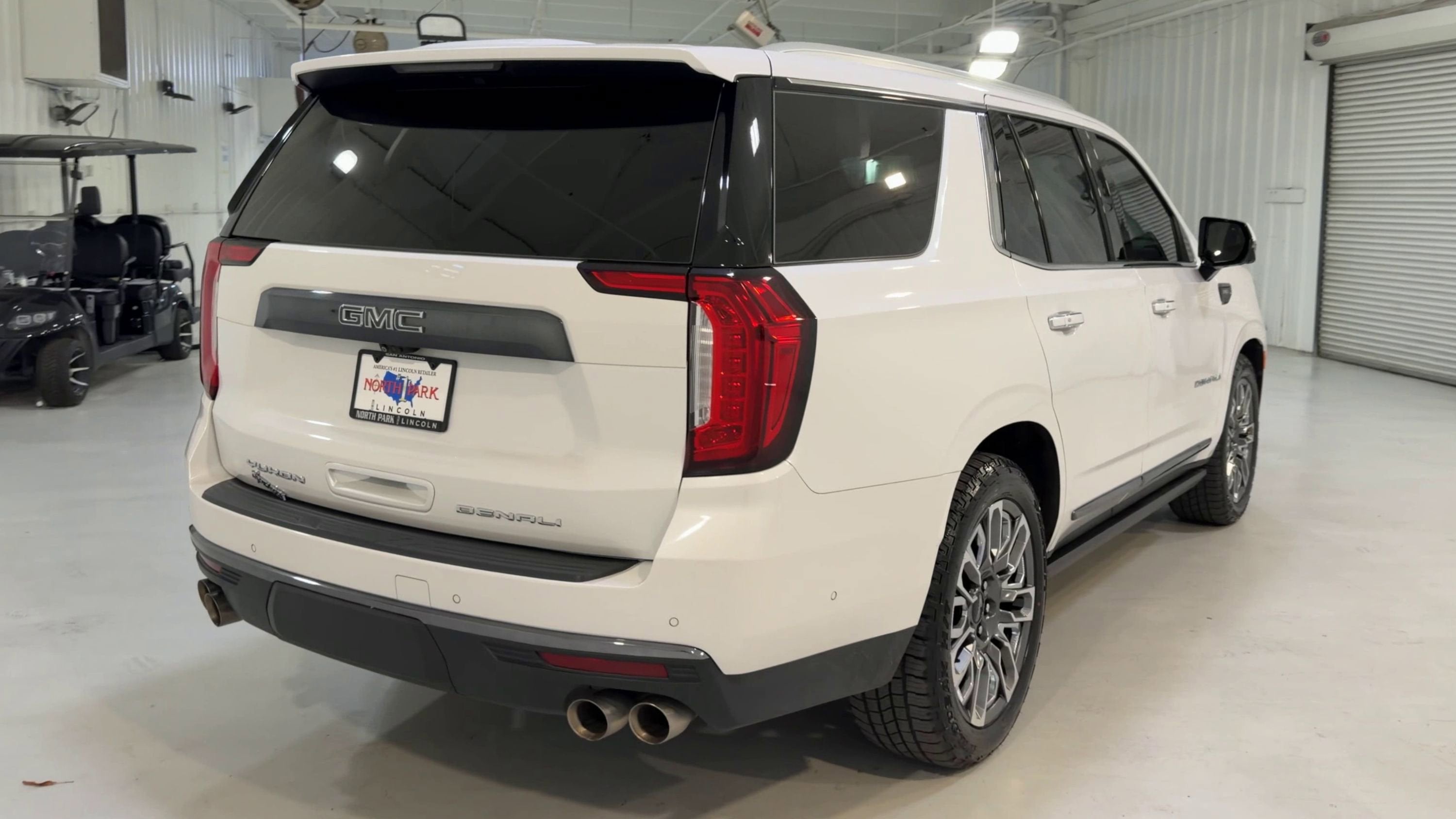 2024 GMC Yukon Denali Ultimate