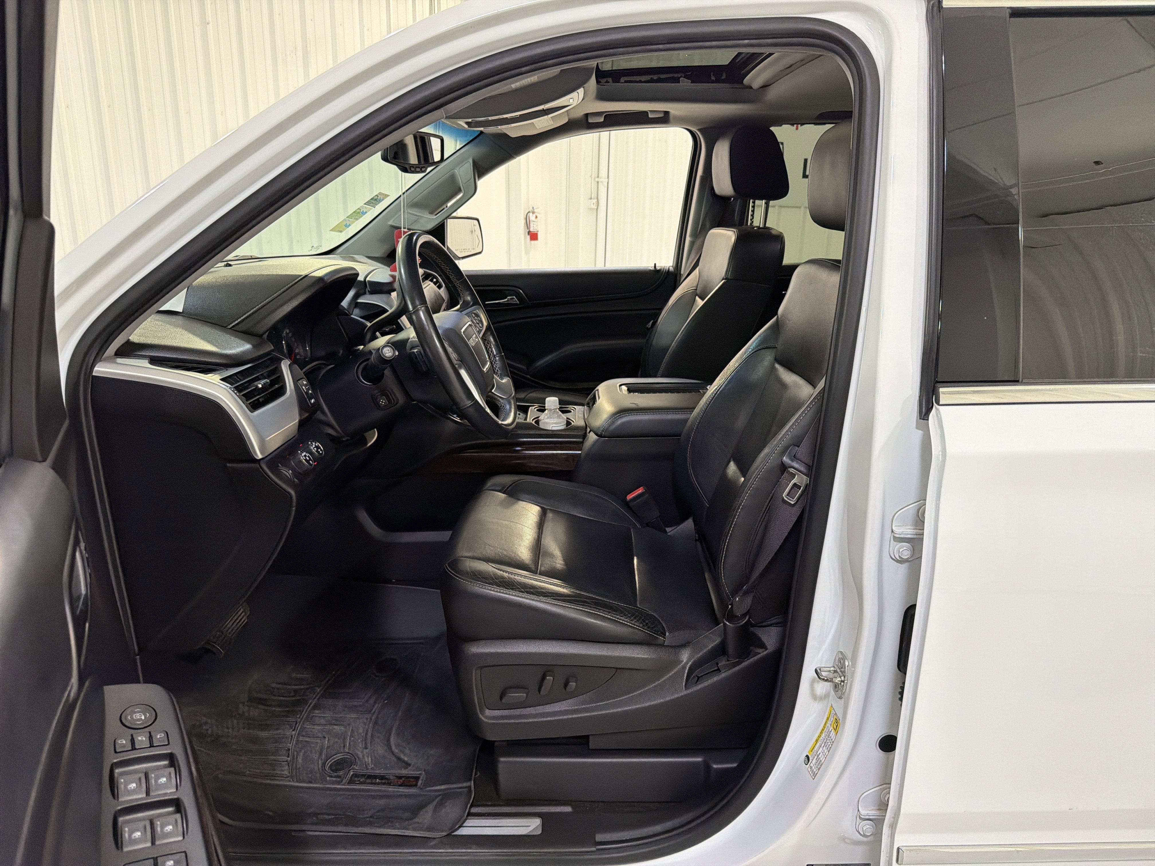 2016 GMC Yukon XL SLT