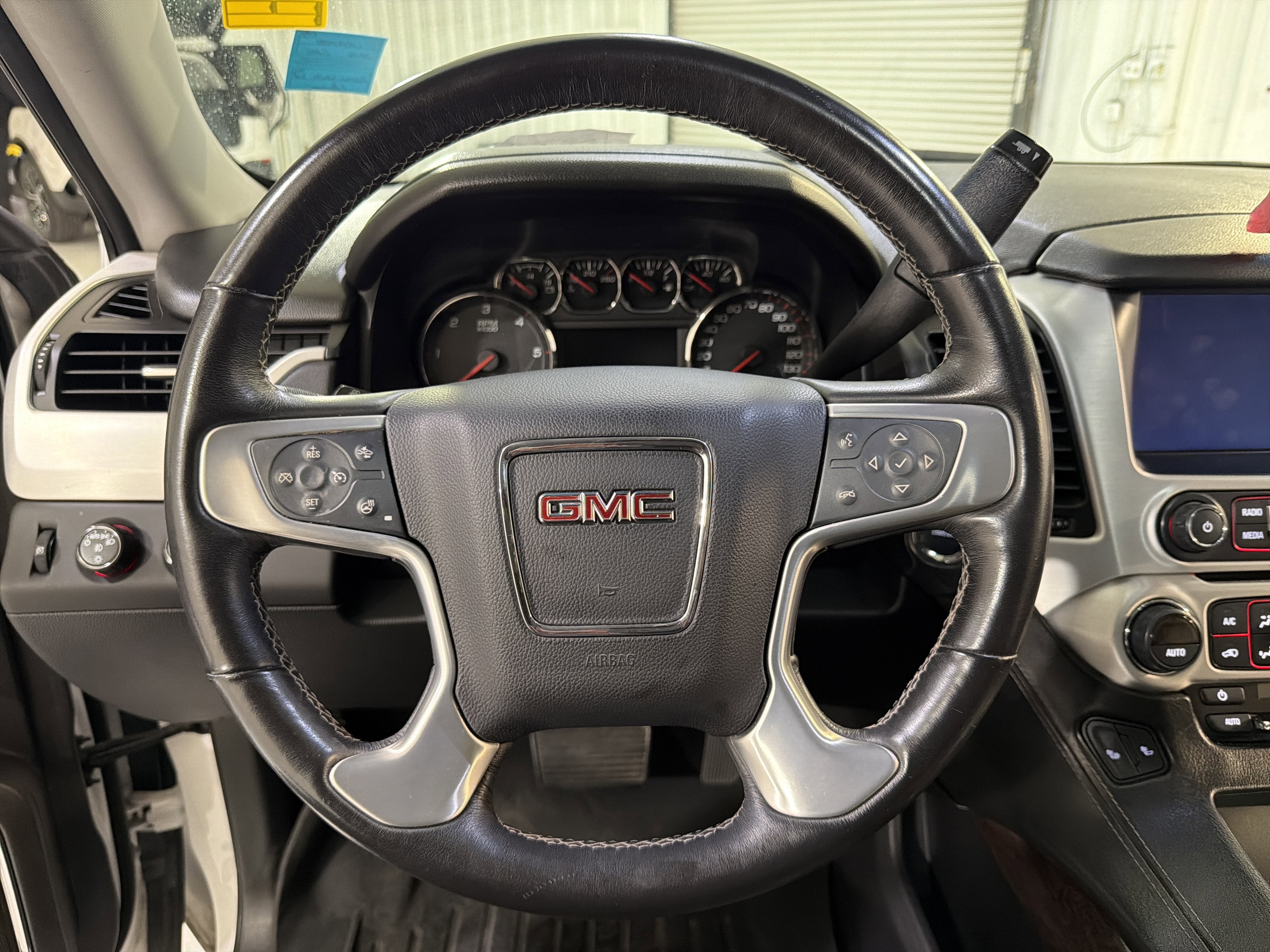 2016 GMC Yukon XL SLT