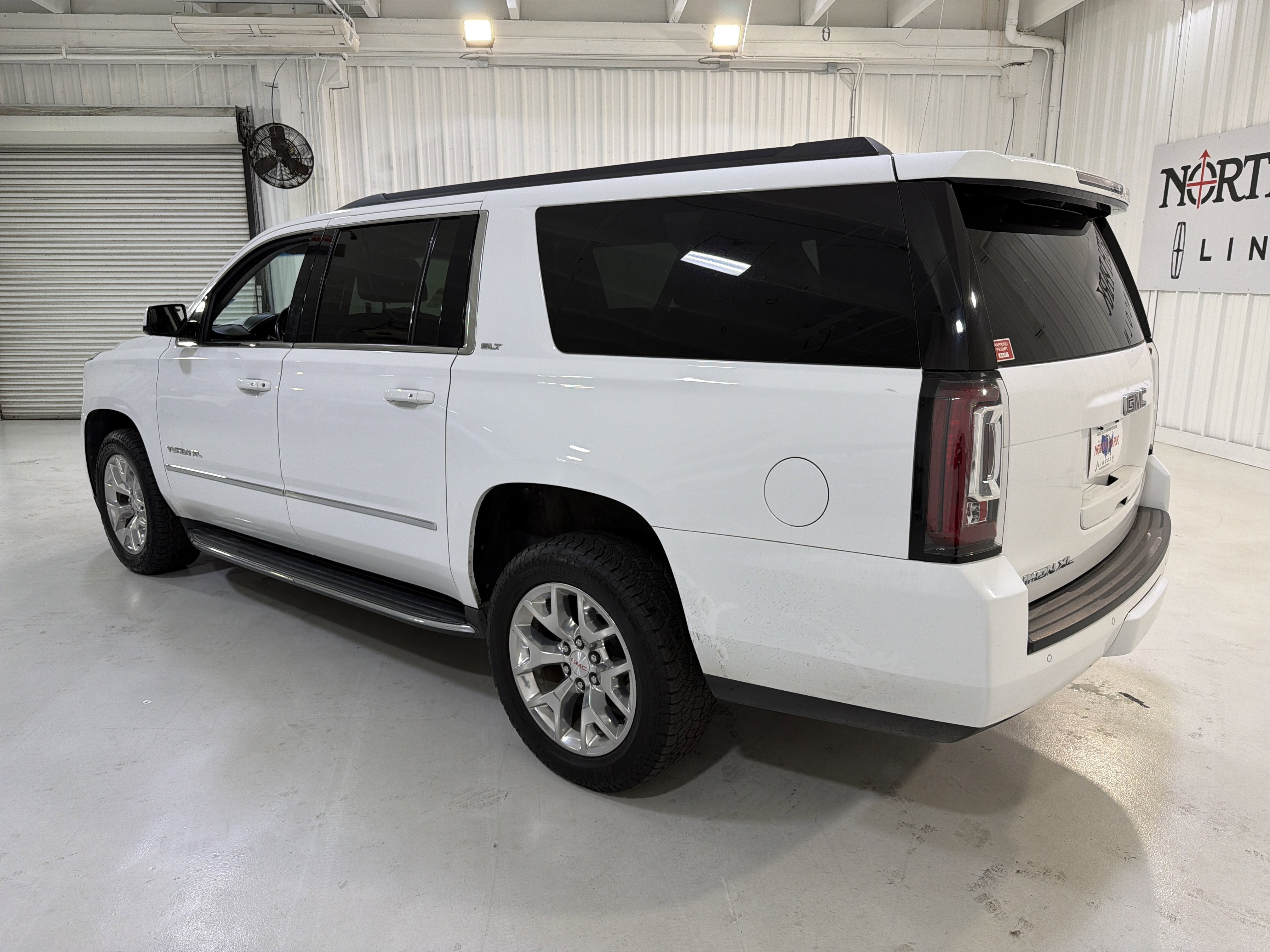 2016 GMC Yukon XL SLT