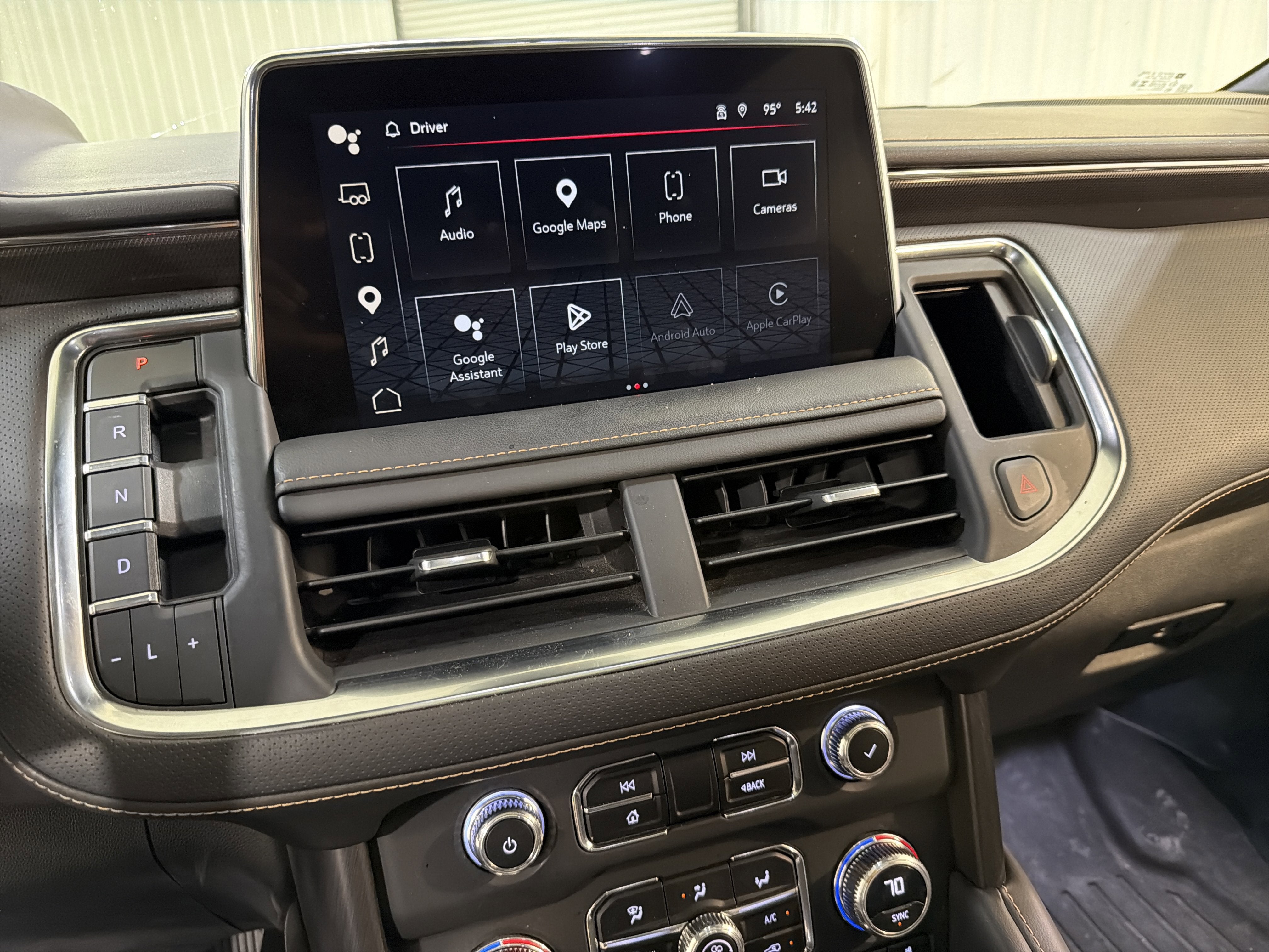 2023 GMC Yukon XL AT4