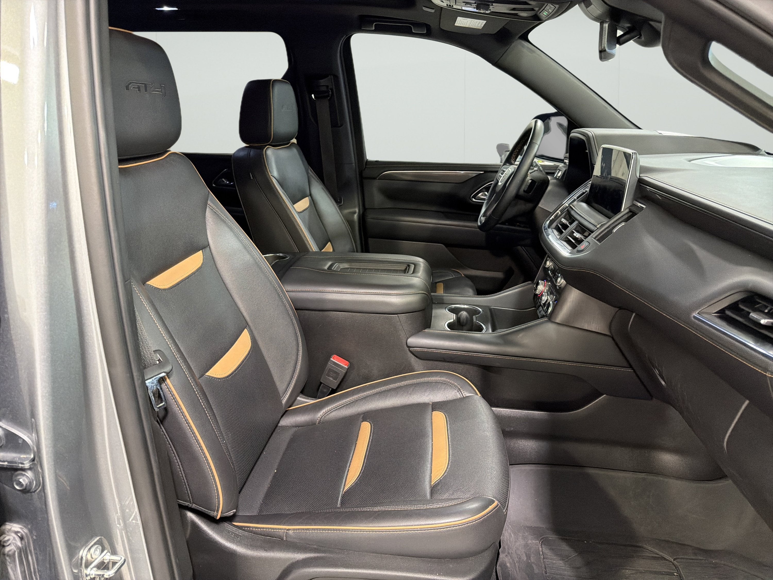 2023 GMC Yukon XL AT4