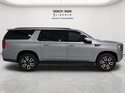 2023 GMC Yukon XL AT4