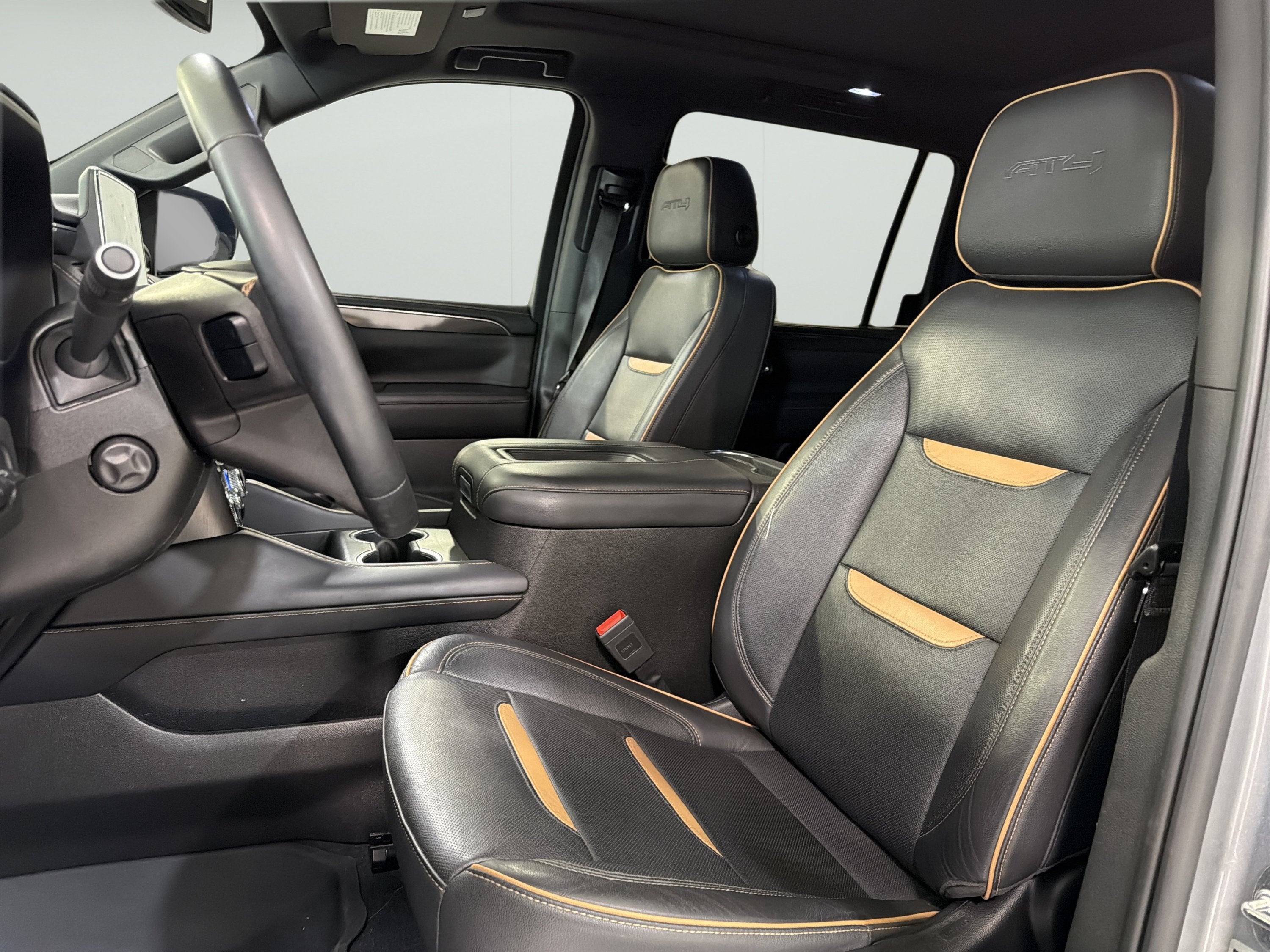 2023 GMC Yukon XL AT4