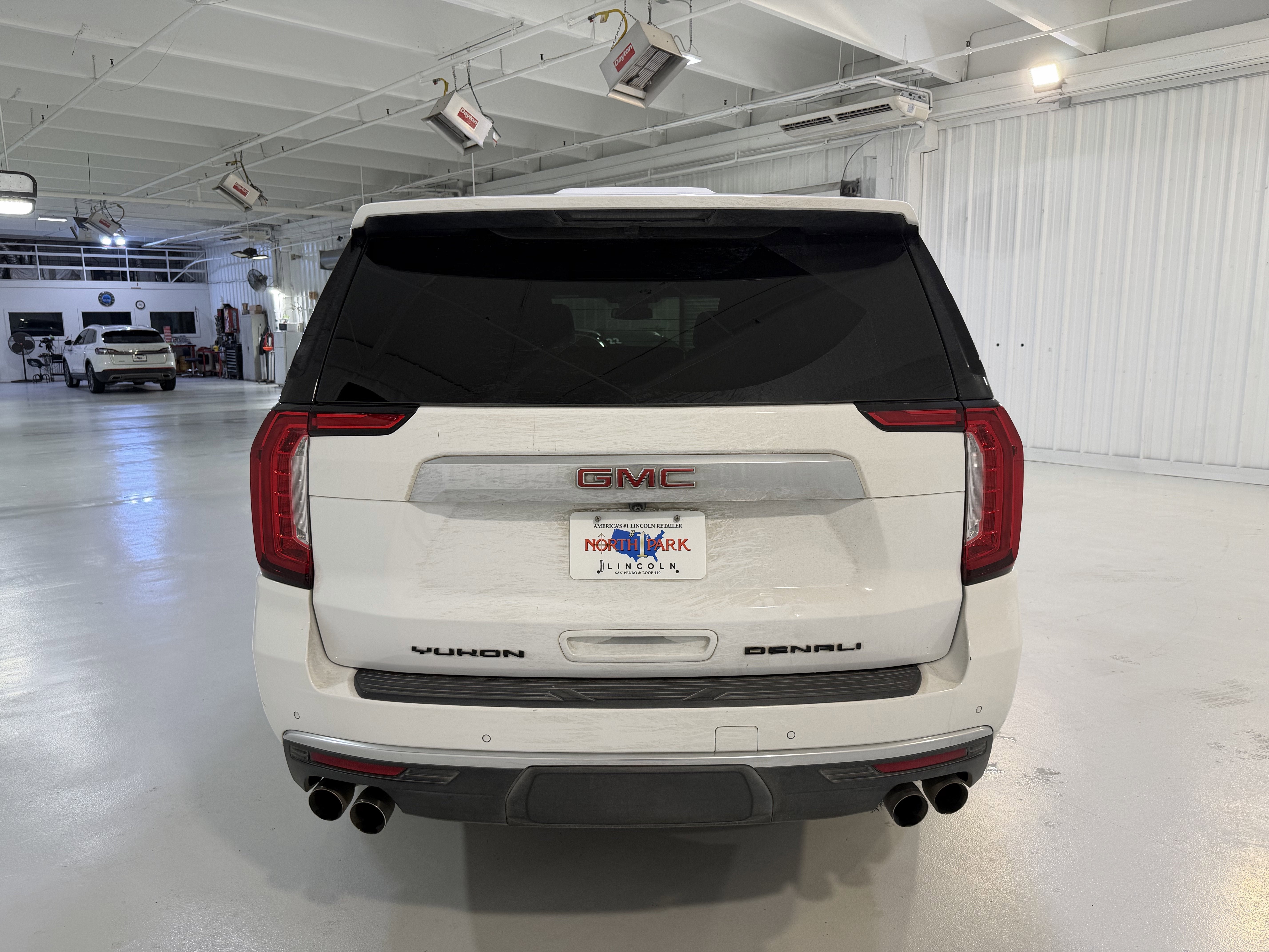 2023 GMC Yukon XL Denali