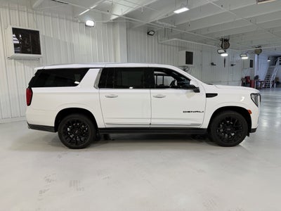 2023 GMC Yukon XL Denali