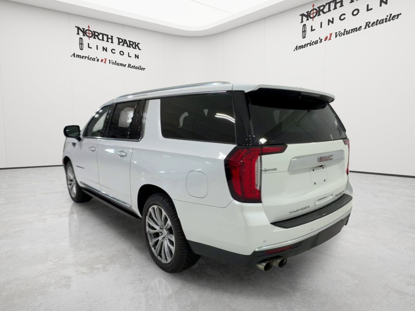 2022 GMC Yukon XL Denali